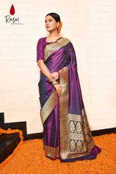 Tanchoi Banarasi Handloom Saree With Handwoven Booti