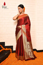 Tanchoi Banarasi Handloom Saree With Handwoven Booti
