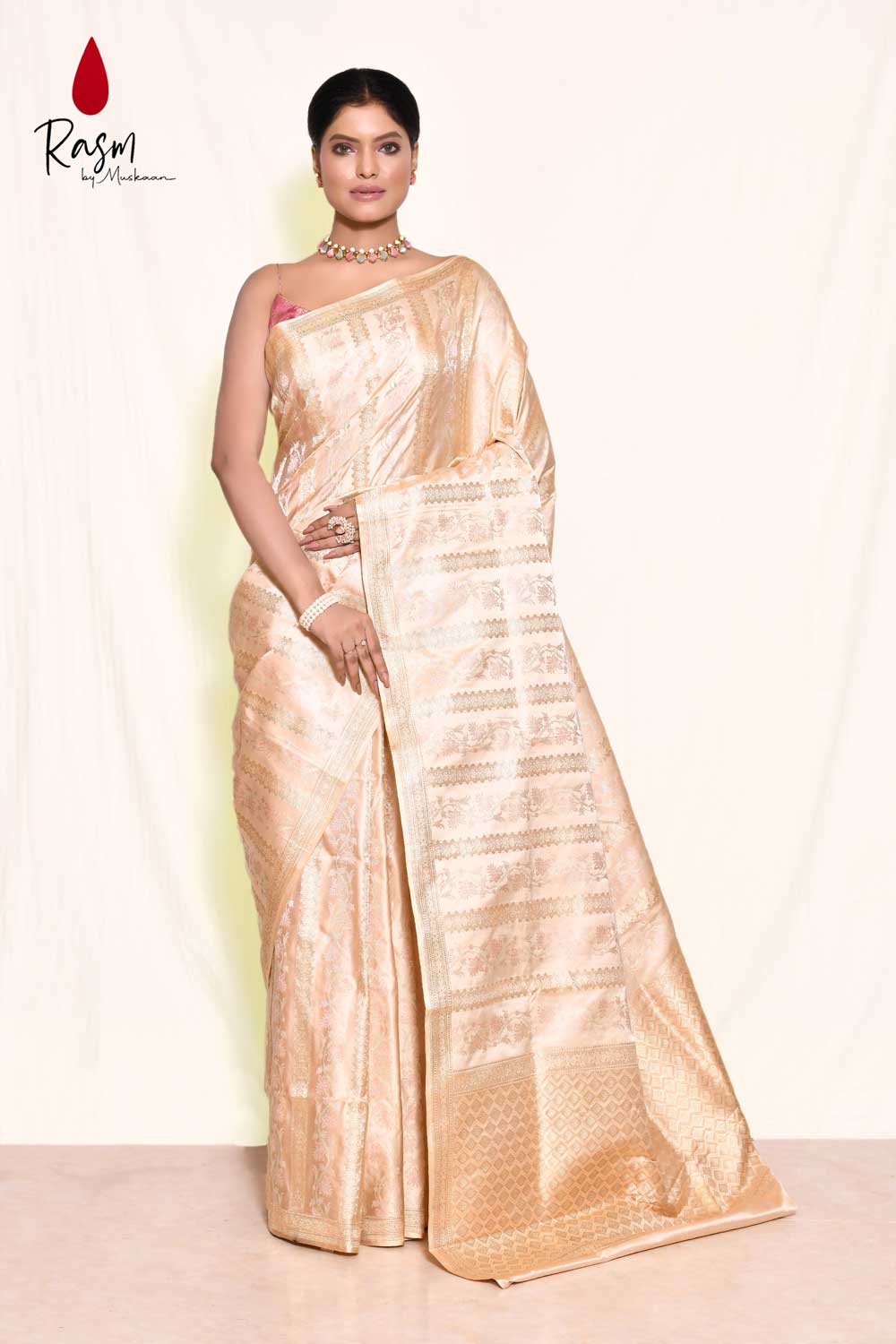 Gold Pure Katan Silk Banarasi Handloom Saree Gold Pure Katan Silk Banarasi Handloom Saree