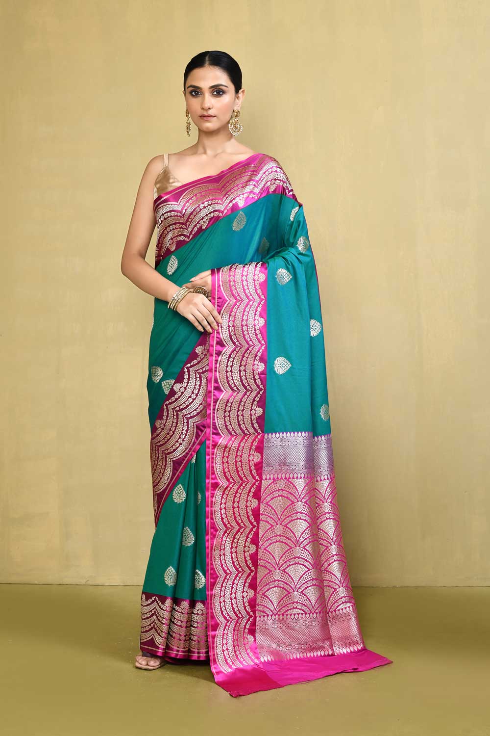Blue And Green Banarasi Saree With Blouse Blue And Green Banarasi Saree With Blouse