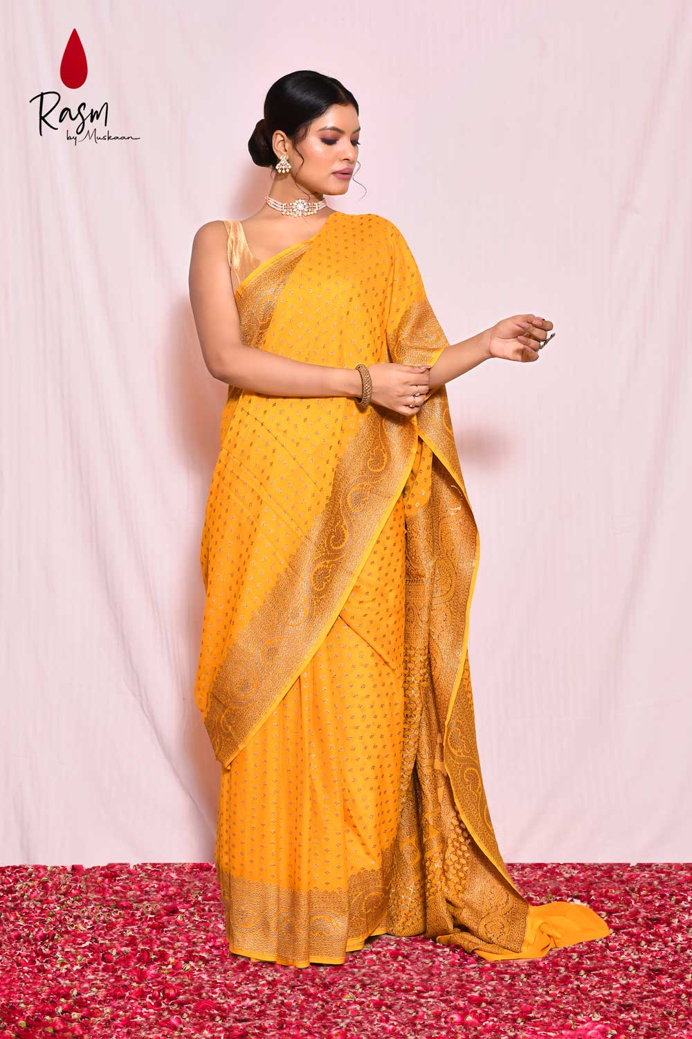 Mustard Pure Khaddi Georgette Silk Banarasi Handloom Saree With Antique Boota Mustard Pure Khaddi Georgette Silk Banarasi Handloom Saree With Antique Boota