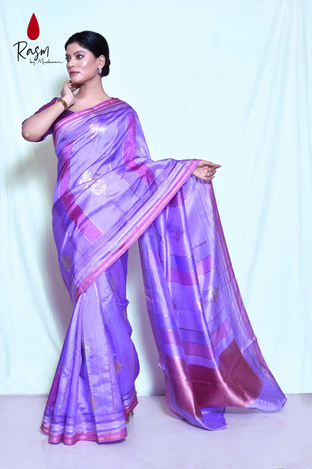 Silk Banarasi Handloom Saree With Kadhua Boota Silk Banarasi Handloom Saree With Kadhua Boota