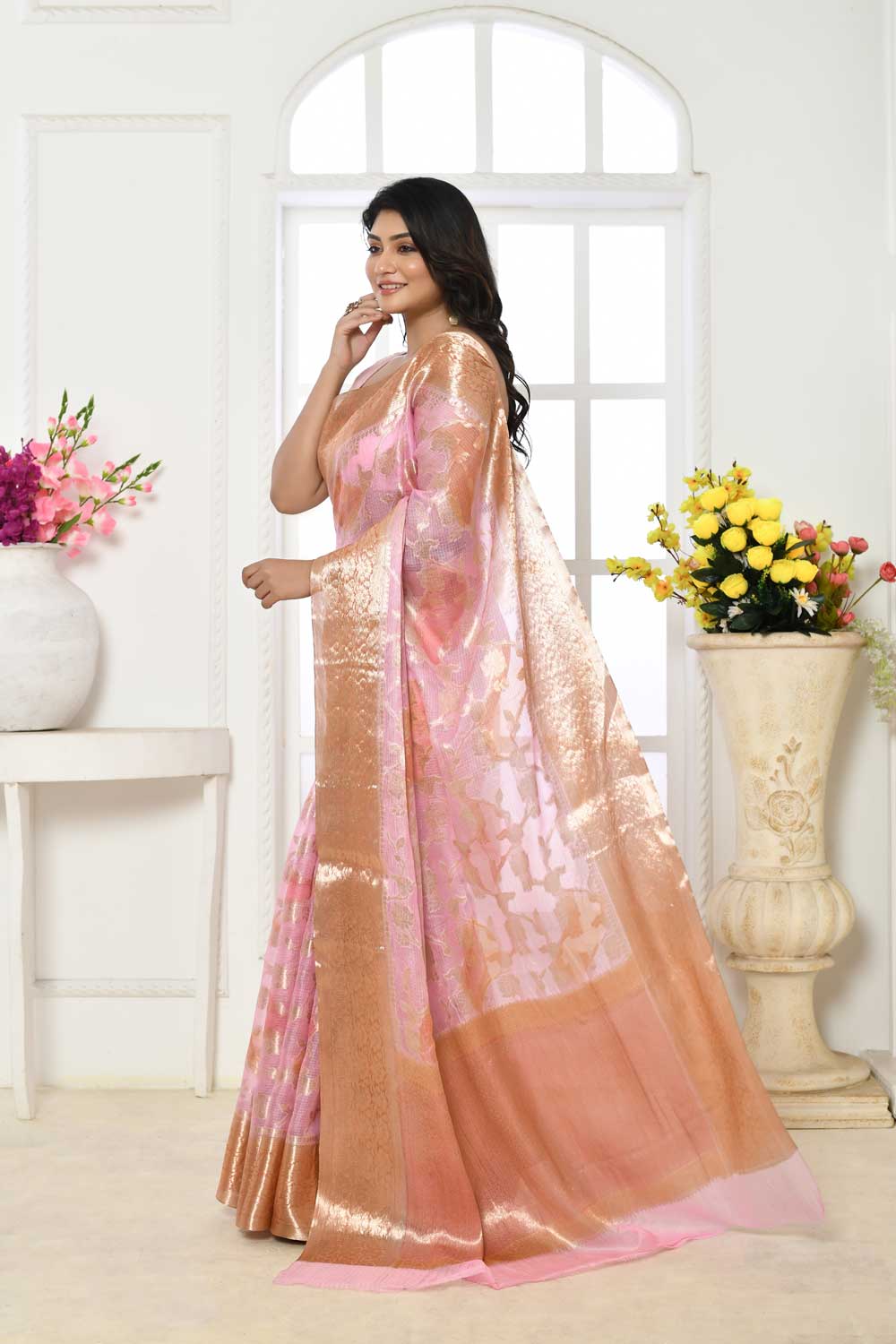 Rangkat Pure Kota Check Banarasi Handloom Saree Rangkat Pure Kota Check Banarasi Handloom Saree