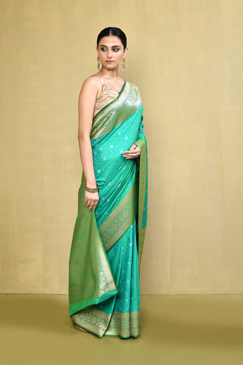 Sea Green Handloom Reshmi Tanchoi Banarasi Saree With Handwoven  Border Sea Green Handloom Reshmi Tanchoi Banarasi Saree With Handwoven  Border