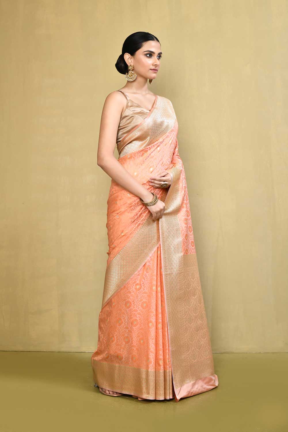 Light Peach Handloom Reshmi Tanchoi Banarasi Saree With Handwoven  Border Light Peach Handloom Reshmi Tanchoi Banarasi Saree With Handwoven  Border
