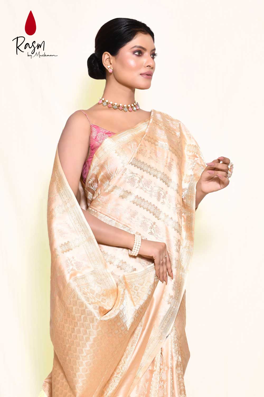 Gold Pure Katan Silk Banarasi Handloom Saree Gold Pure Katan Silk Banarasi Handloom Saree