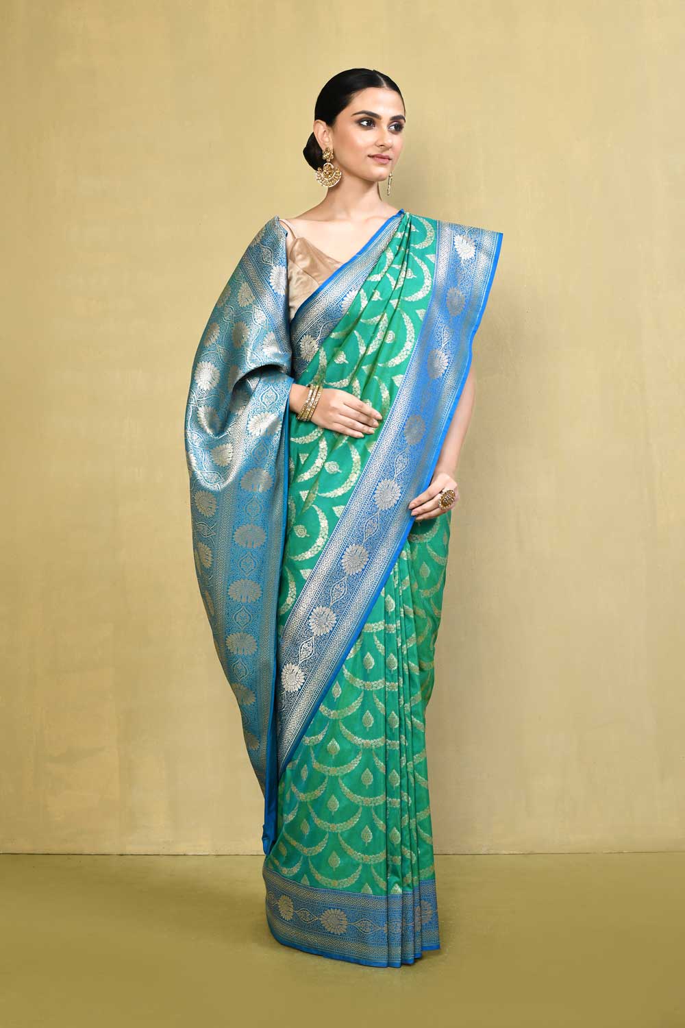 Green- Blue Banarasi Handloom Saree With Blouse Green- Blue Banarasi Handloom Saree With Blouse