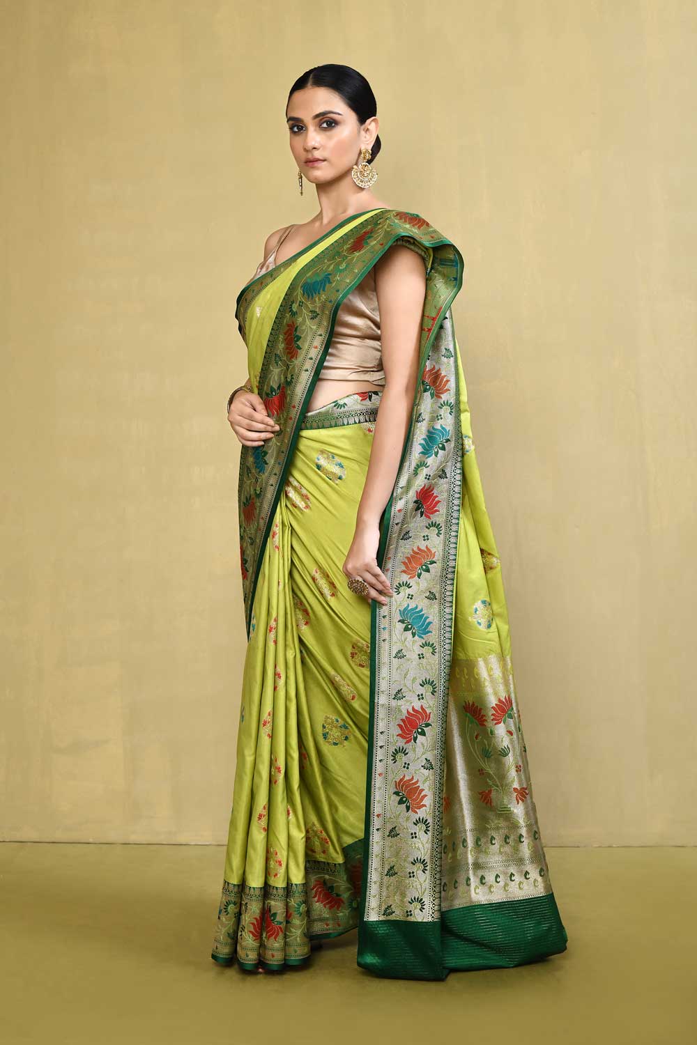 Green Paithani Banarasi Handloom Saree with Meenakari Boota and Border Green Paithani Banarasi Handloom Saree with Meenakari Boota and Border