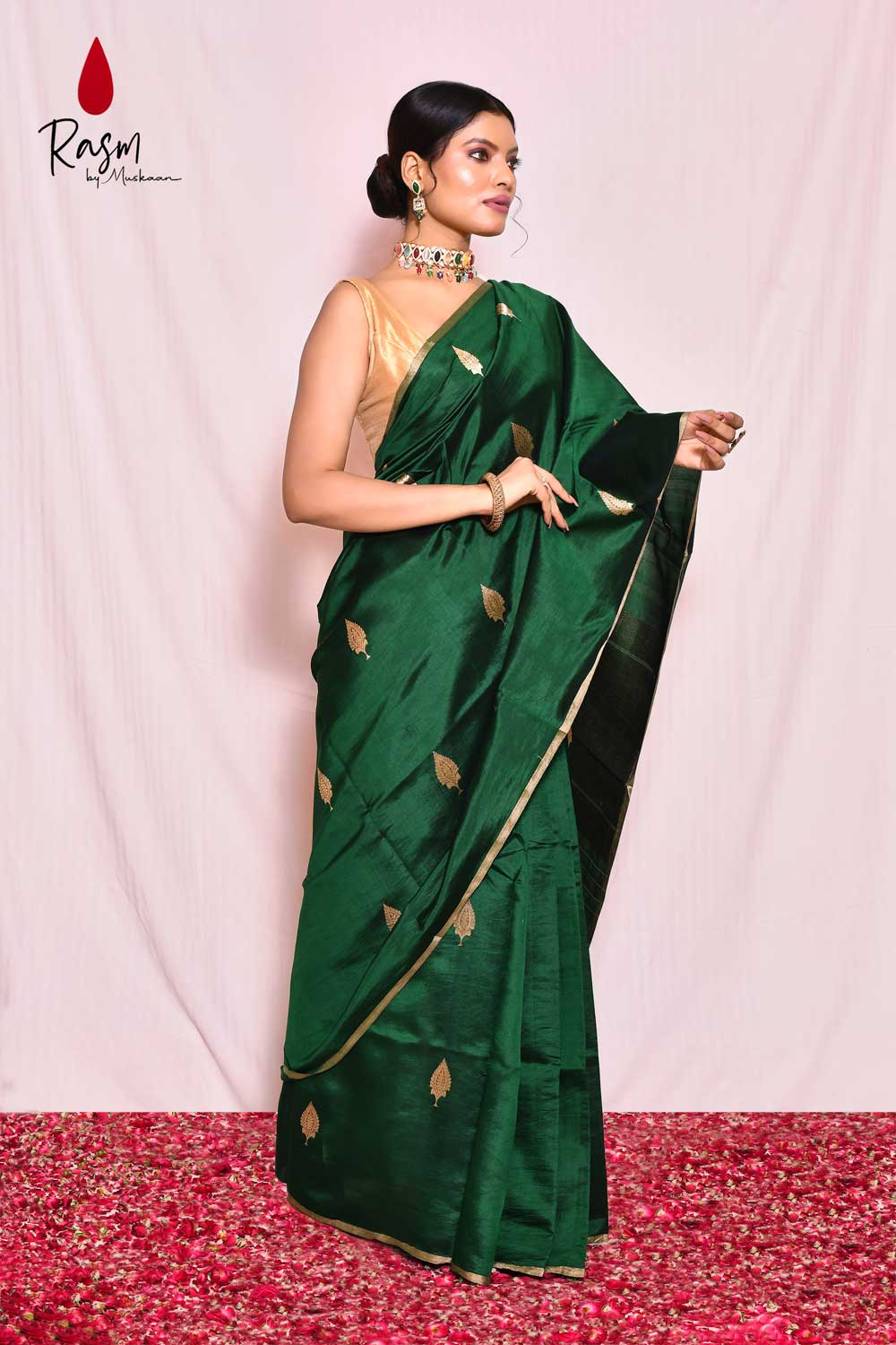 Bottle Green Pure Katan Silk Handloom Saree With Blouse Bottle Green Pure Katan Silk Handloom Saree With Blouse