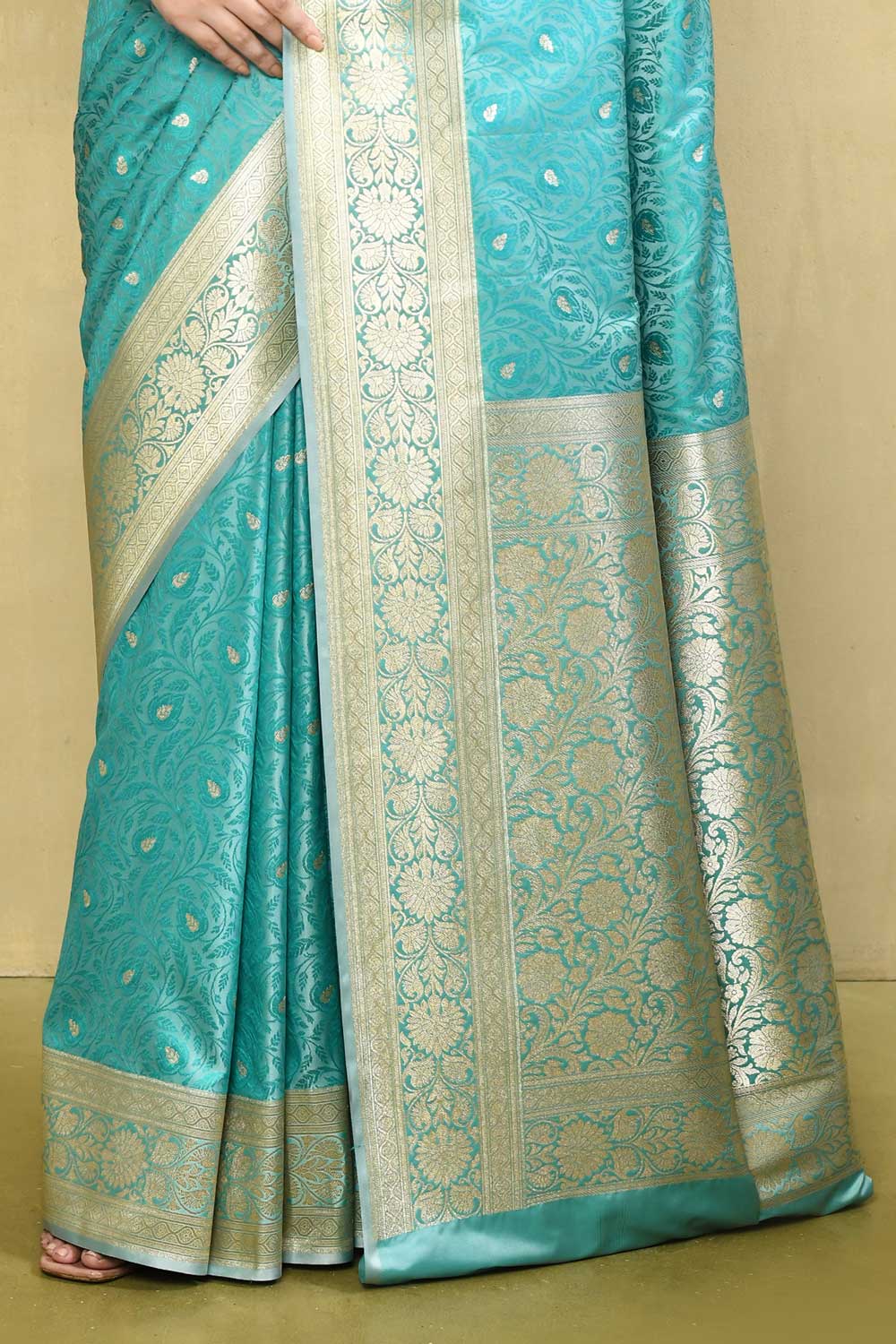 Tranquil Blue Reshmi Tanchoi Saree, Delicate Handwoven Border Tranquil Blue Reshmi Tanchoi Saree, Delicate Handwoven Border