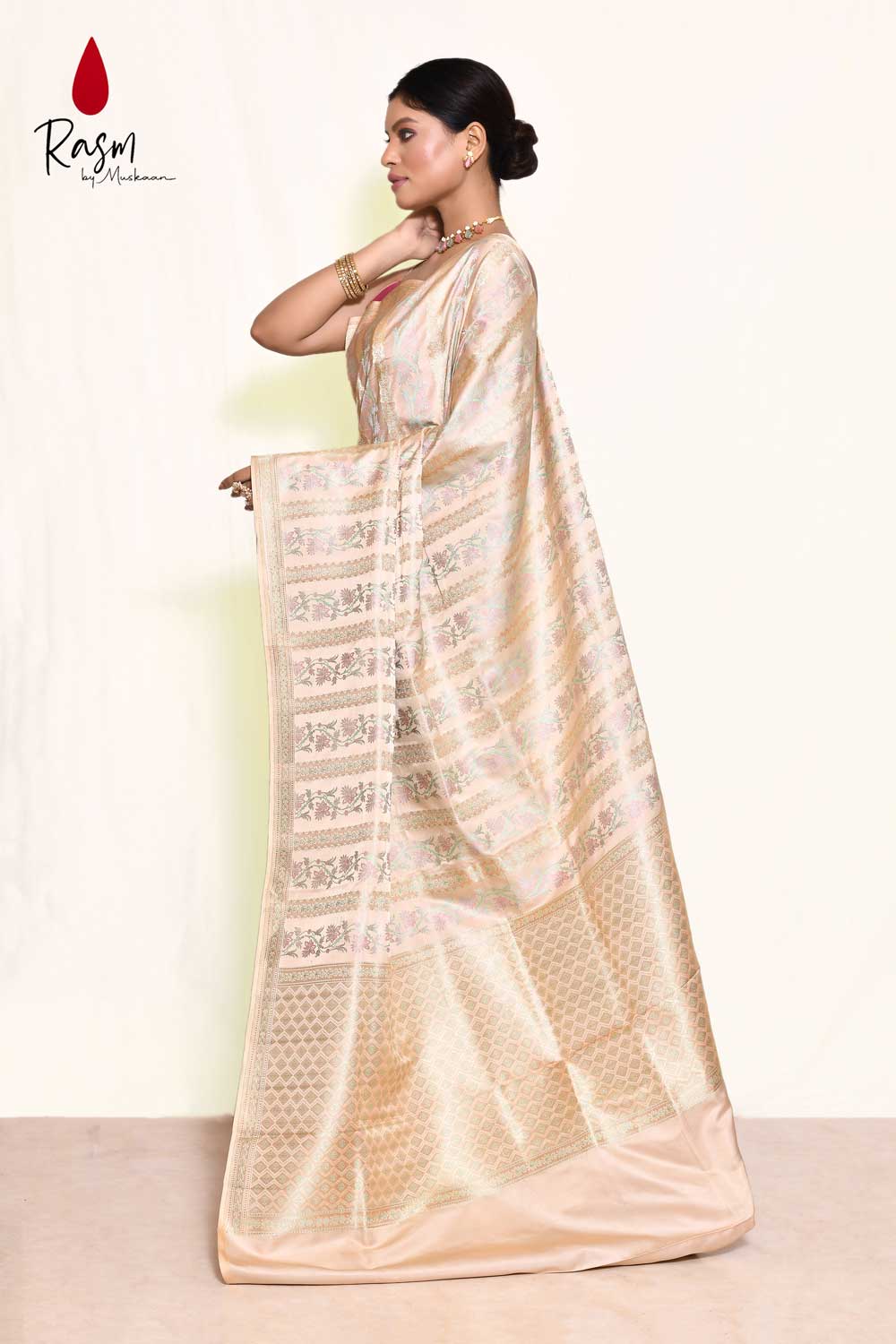 Tussar-beige Jamawar Pure Katan Silk Banarasi Handloom Saree Tussar-beige Jamawar Pure Katan Silk Banarasi Handloom Saree