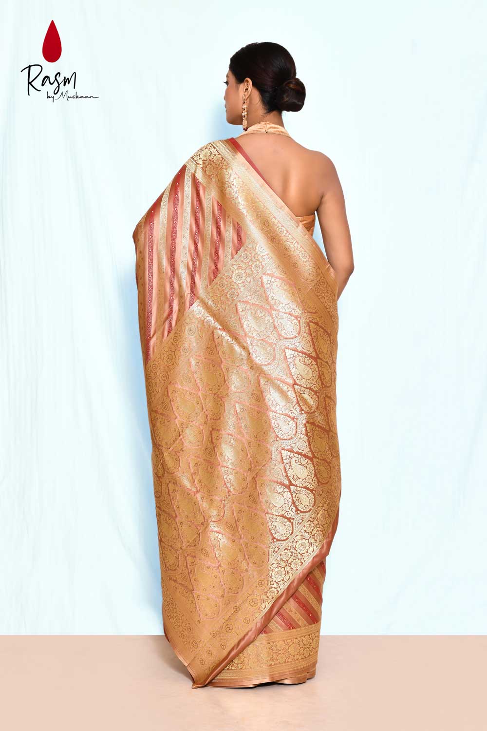 Tanchoi Banarasi Handloom Saree With Contemporary Stripe Pattern Design Tanchoi Banarasi Handloom Saree With Contemporary Stripe Pattern Design