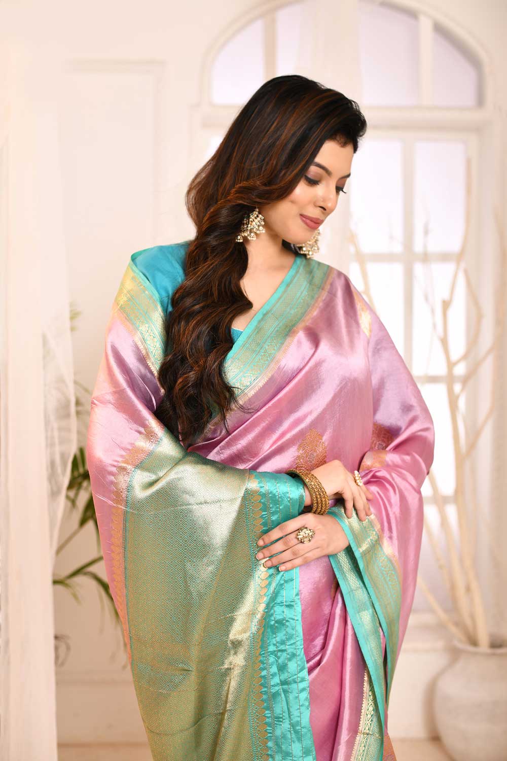 Pink Pure Katan Silk Banarasi Handloom Saree With Kadhua Boota Pink Pure Katan Silk Banarasi Handloom Saree With Kadhua Boota