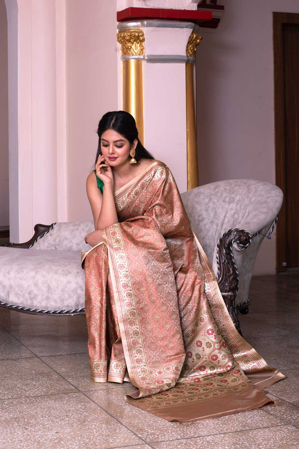 Beige Tussar Tanchoi Jamawar Saree With Blouse Beige Tussar Tanchoi Jamawar Saree With Blouse