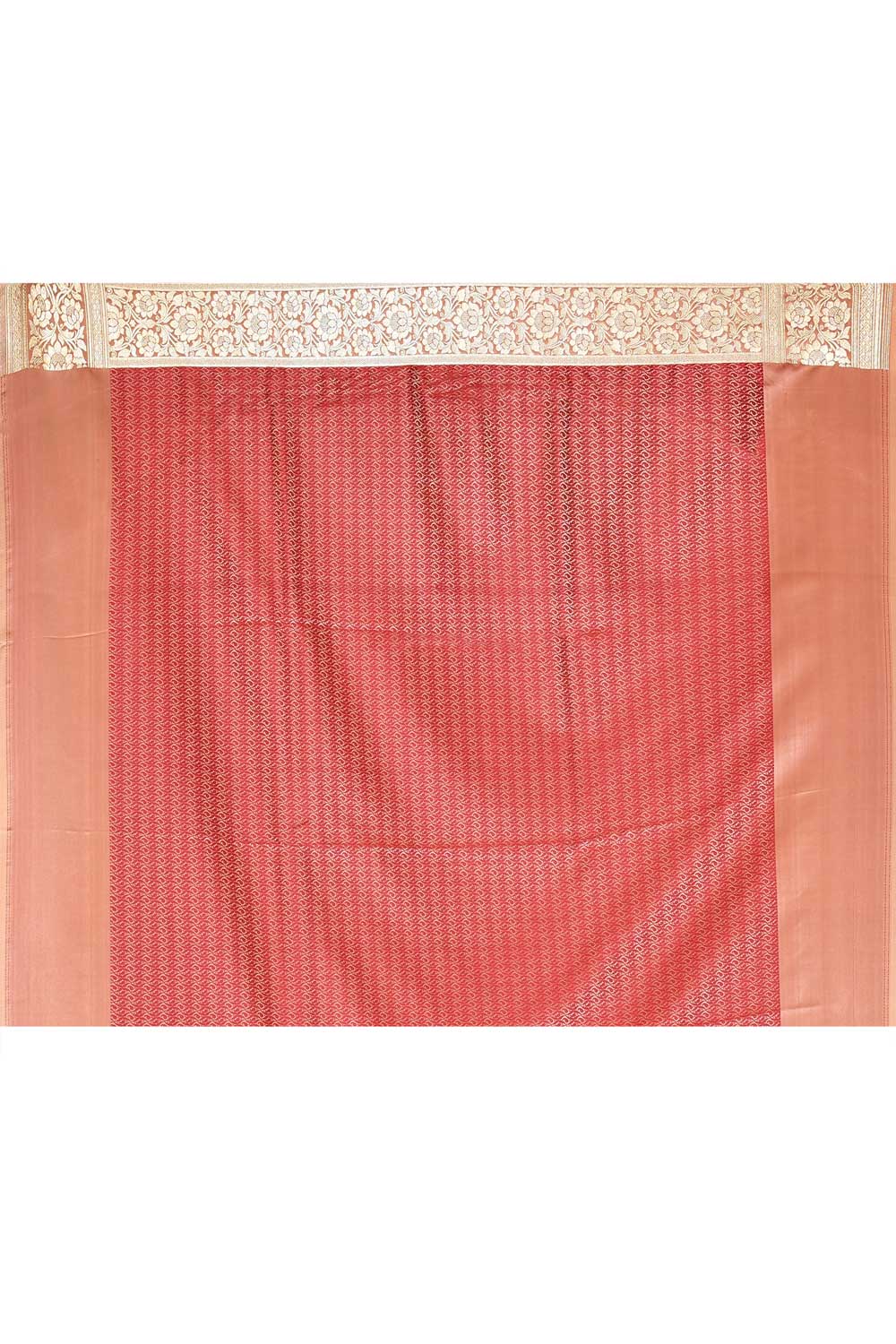 Tanchoi Banarasi Handloom Saree With Contemporary Stripe Pattern Design Tanchoi Banarasi Handloom Saree With Contemporary Stripe Pattern Design