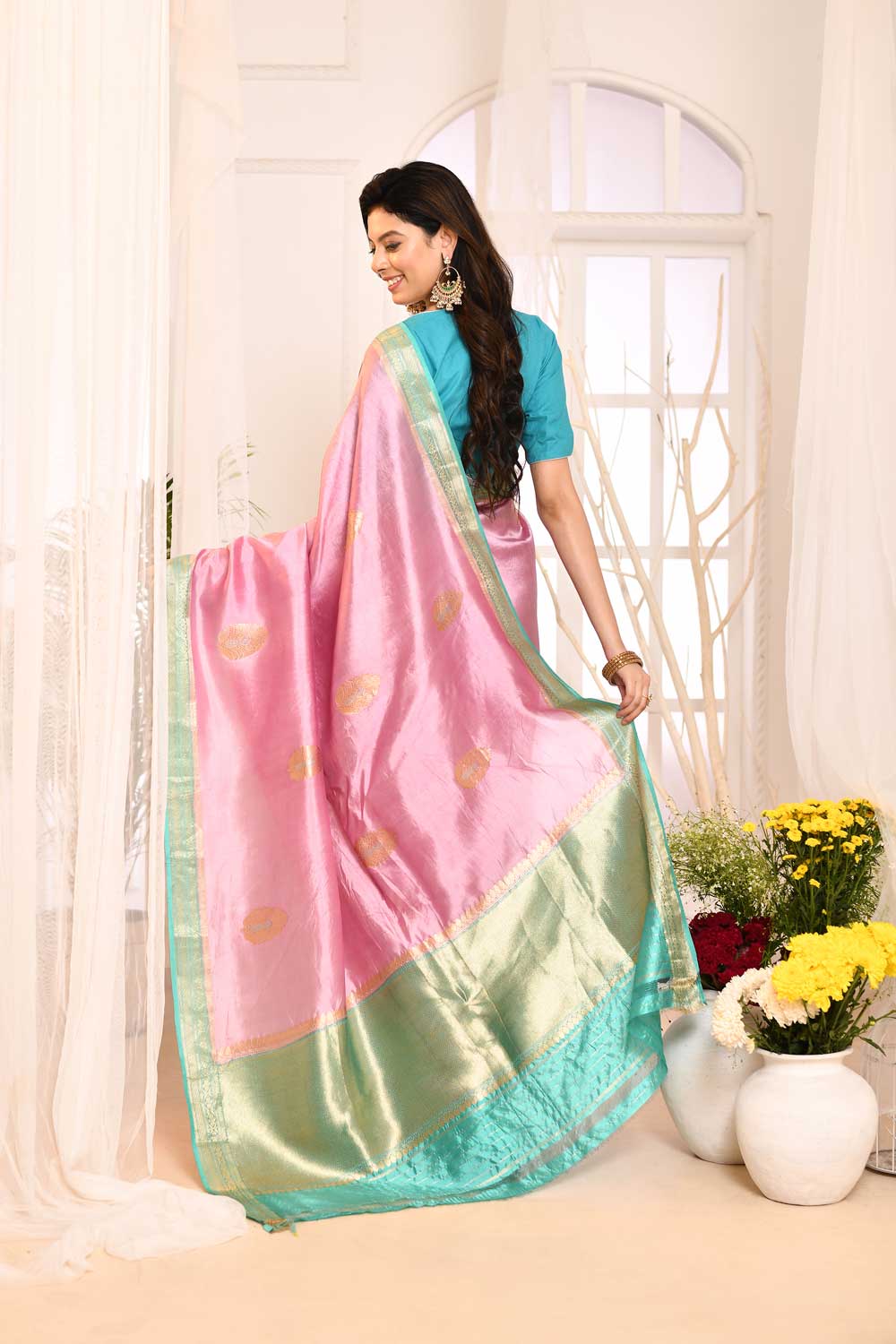 Pink Pure Katan Silk Banarasi Handloom Saree With Kadhua Boota Pink Pure Katan Silk Banarasi Handloom Saree With Kadhua Boota