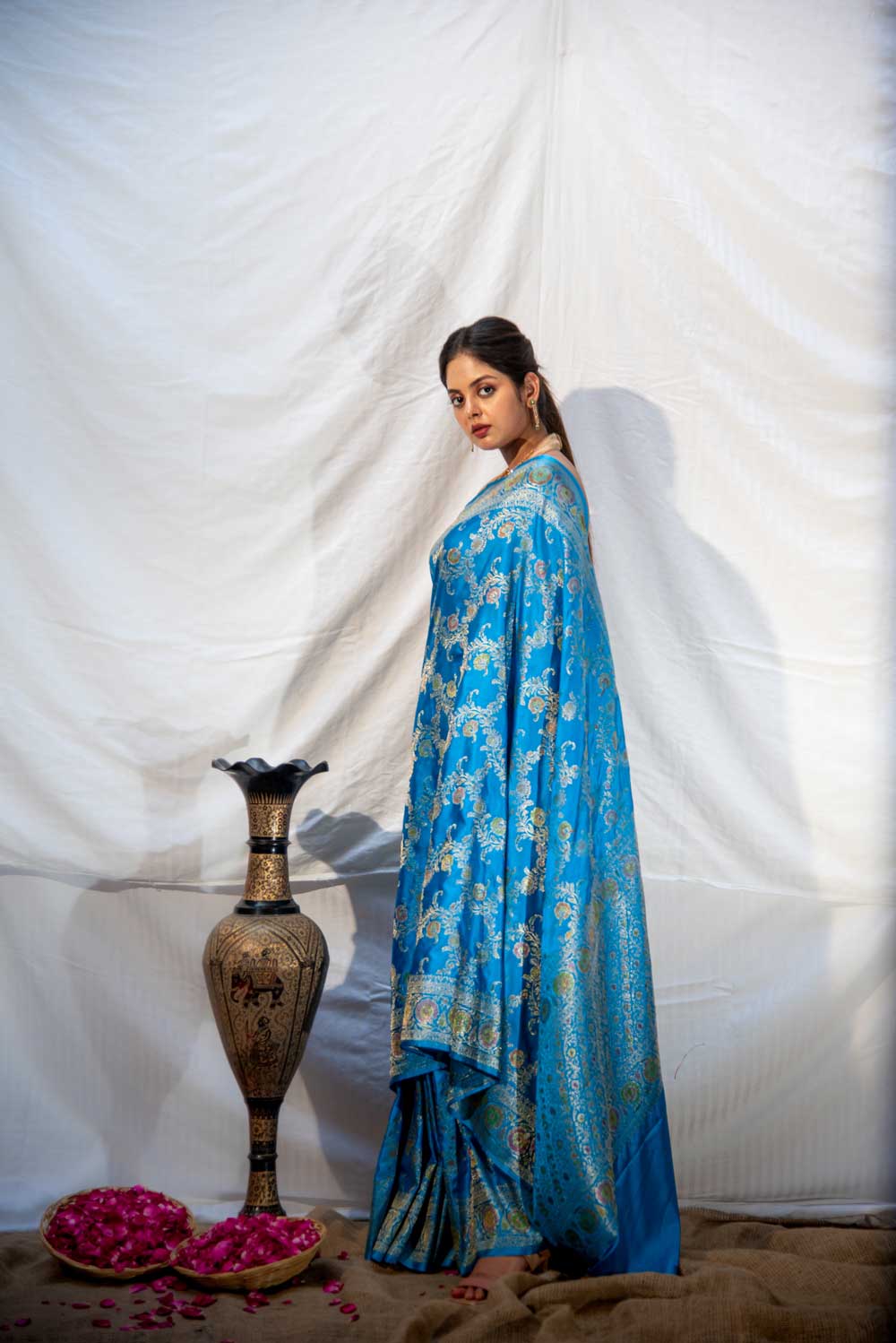 Royal Blue Mushru Handloom Saree With Meenakari Jaal Work Royal Blue Mushru Handloom Saree With Meenakari Jaal Work