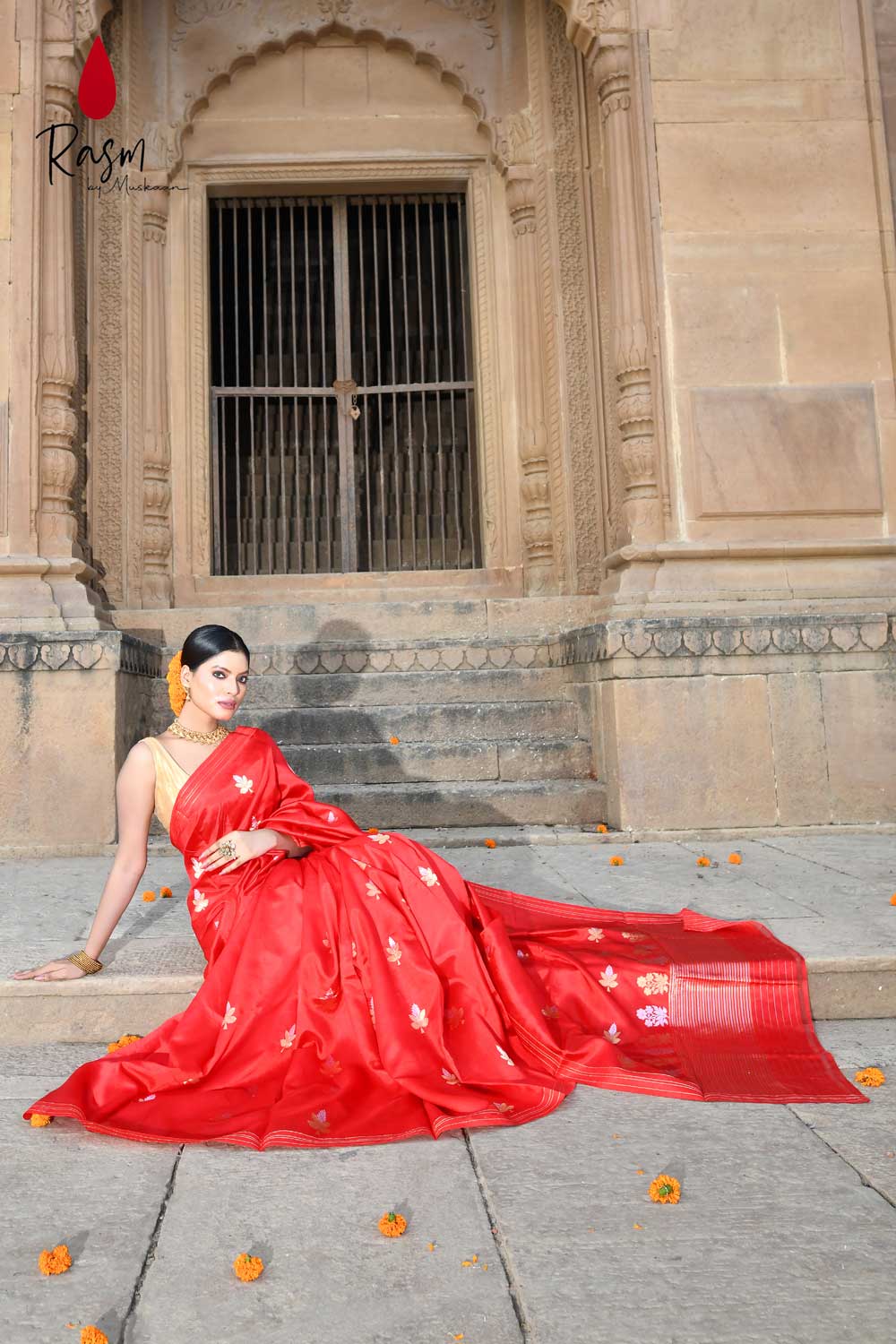 Red Pure Katan Silk Silk Banarasi Handloom Saree Red Pure Katan Silk Silk Banarasi Handloom Saree