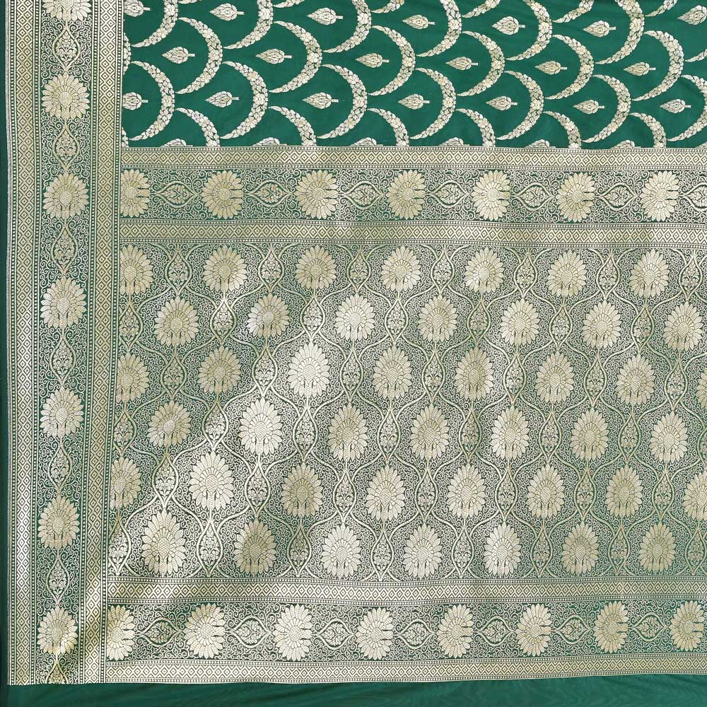 Green Saree With Handwoven Jaal Pattern Green Saree With Handwoven Jaal Pattern