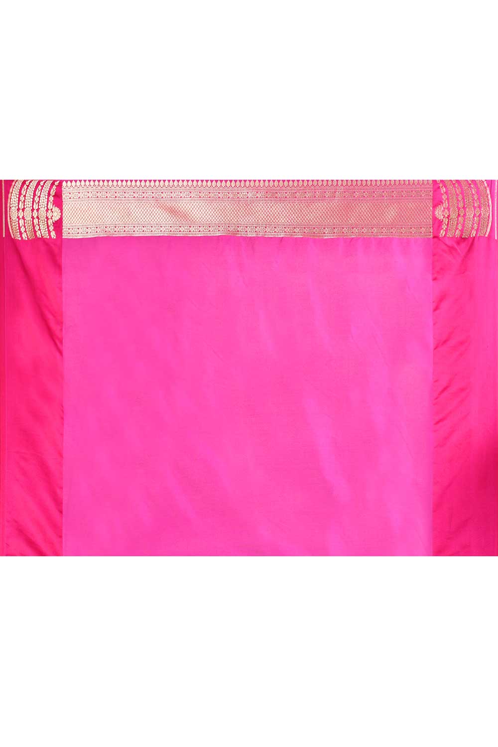 Blue And Green Banarasi Saree With Contrast Scalloped Border Blue And Green Banarasi Saree With Contrast Scalloped Border