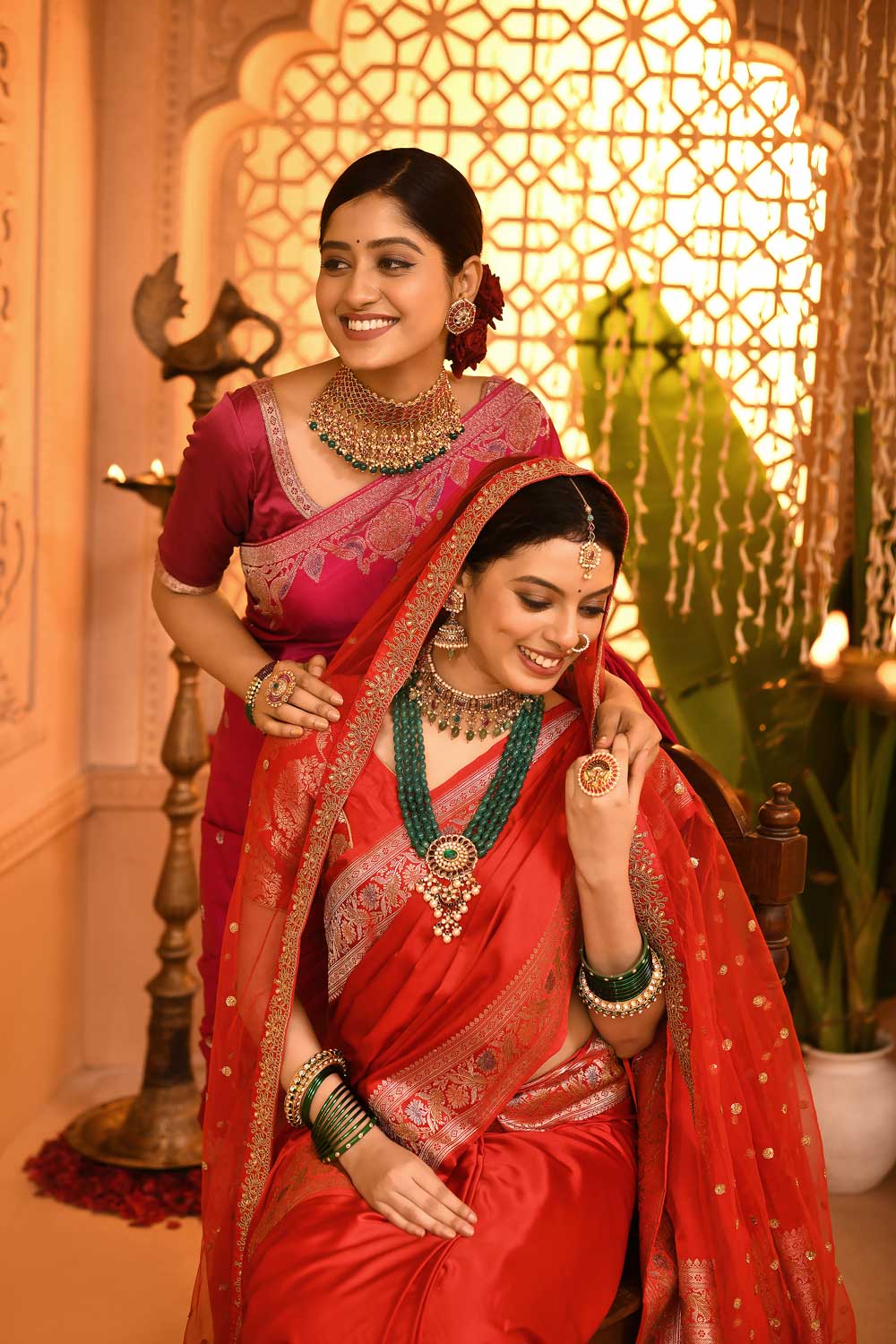 Handloom Saree With Meenakari Border Handloom Saree With Meenakari Border