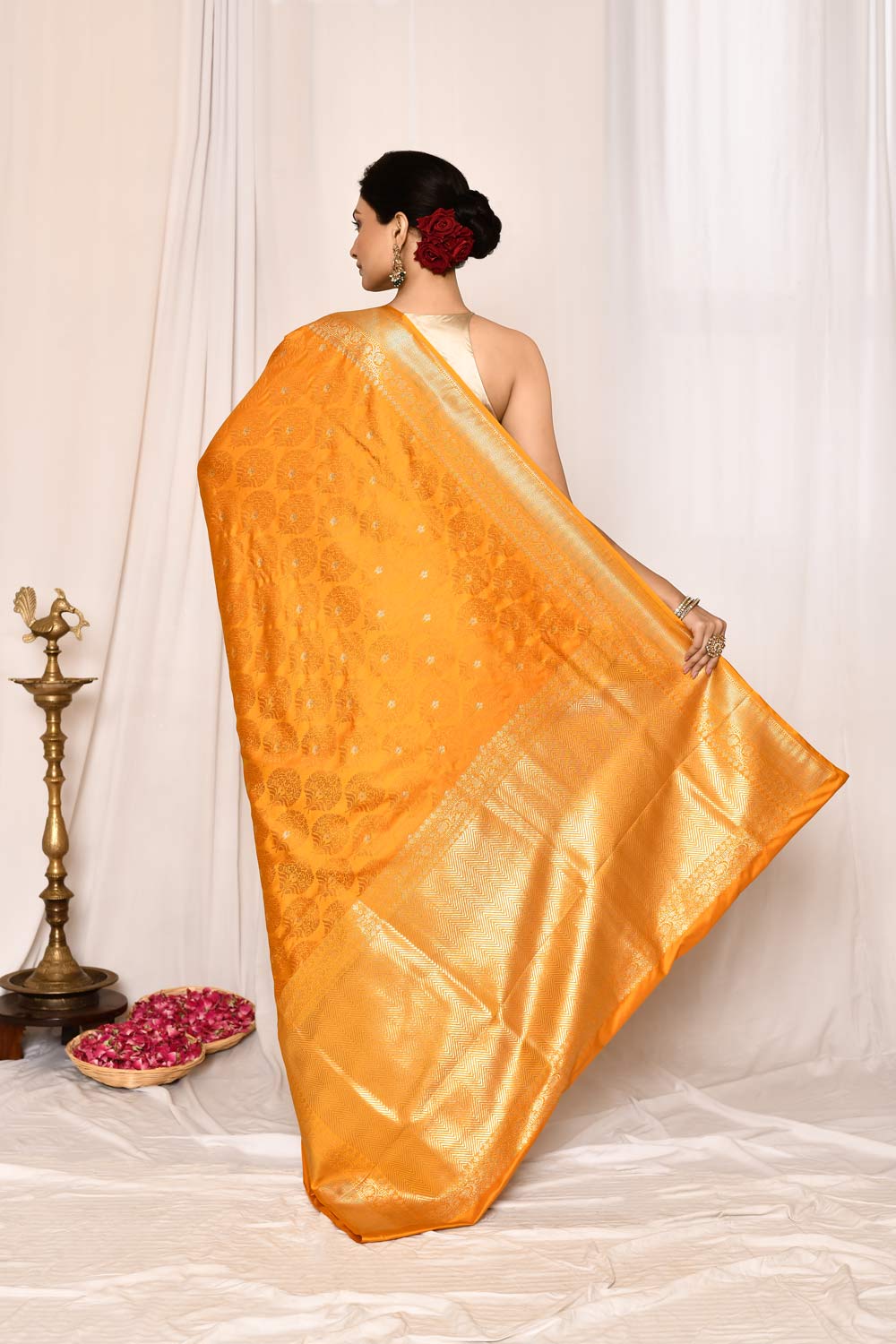 Mustard Semi Katan Mushru Satin Banarasi Tanchoi Handloom Saree Mustard Semi Katan Mushru Satin Banarasi Tanchoi Handloom Saree