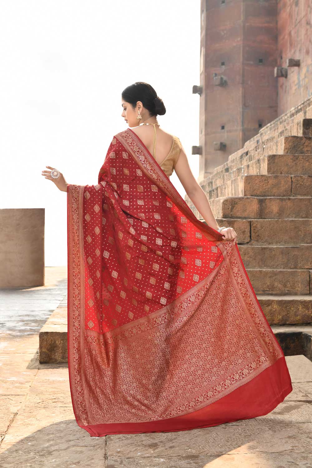 Georgette Banarasi Handloom Silk Saree With Blouse Georgette Banarasi Handloom Silk Saree With Blouse