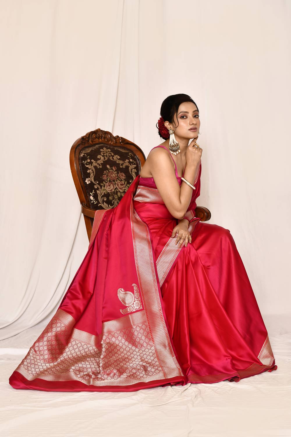 Bright Pink Semi Katan Mushru Satin Banarasi Handloom Saree Bright Pink Semi Katan Mushru Satin Banarasi Handloom Saree