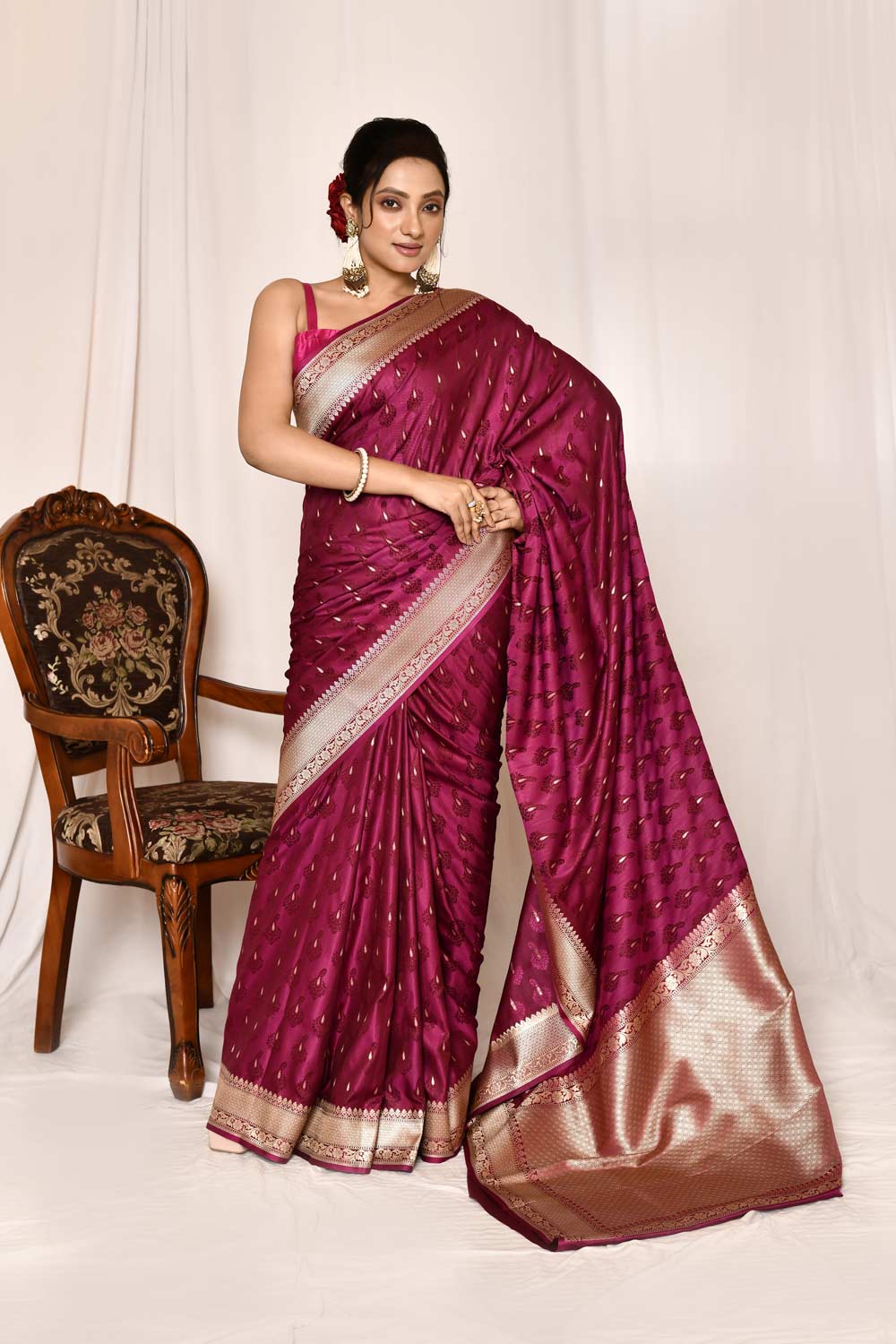 Magenta Purple Semi Katan Mushru Satin Banarasi Handloom Saree Magenta Purple Semi Katan Mushru Satin Banarasi Handloom Saree