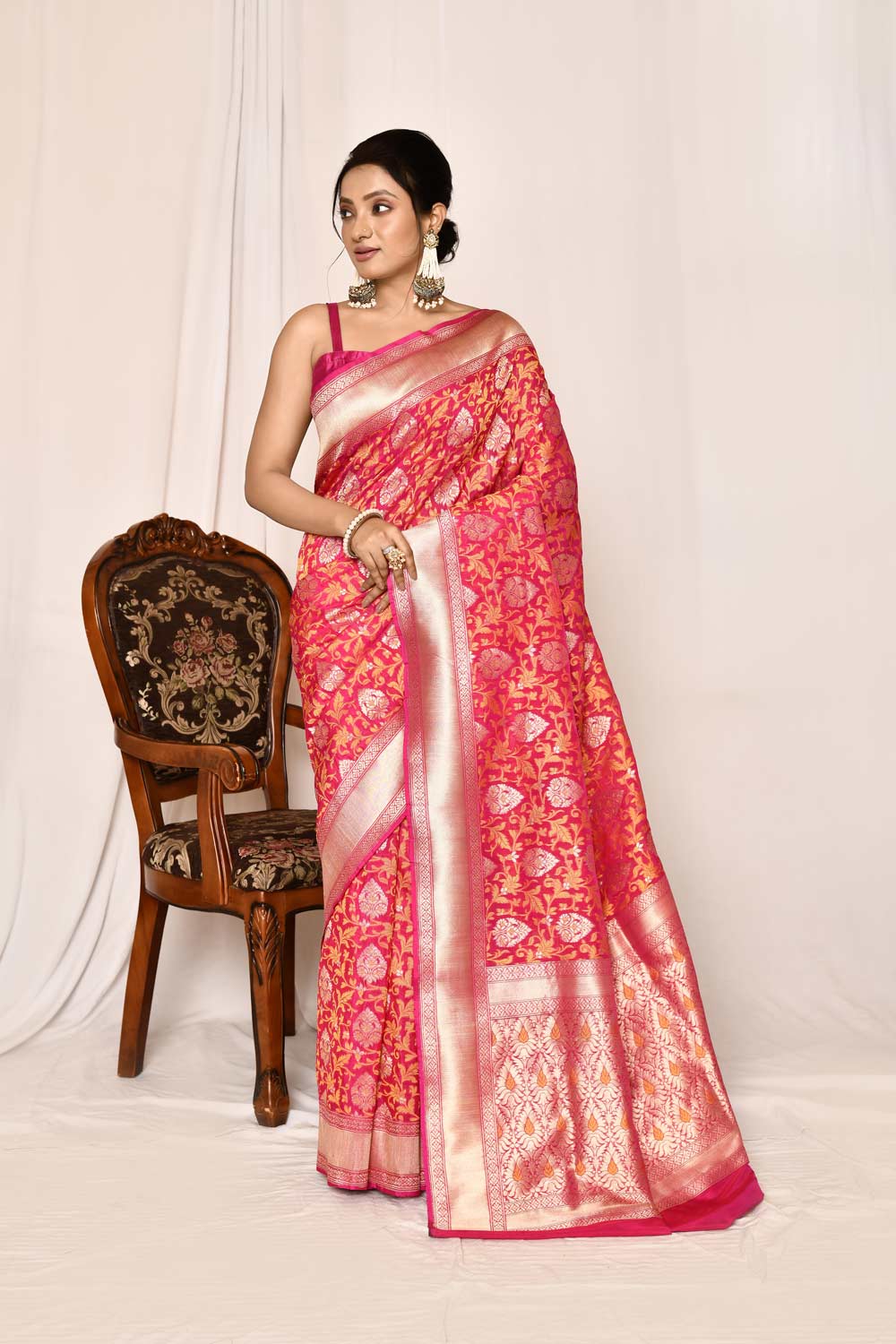 Bright Pink Pure Katan Georgette Silk Banarasi Handloom Saree Bright Pink Pure Katan Georgette Silk Banarasi Handloom Saree