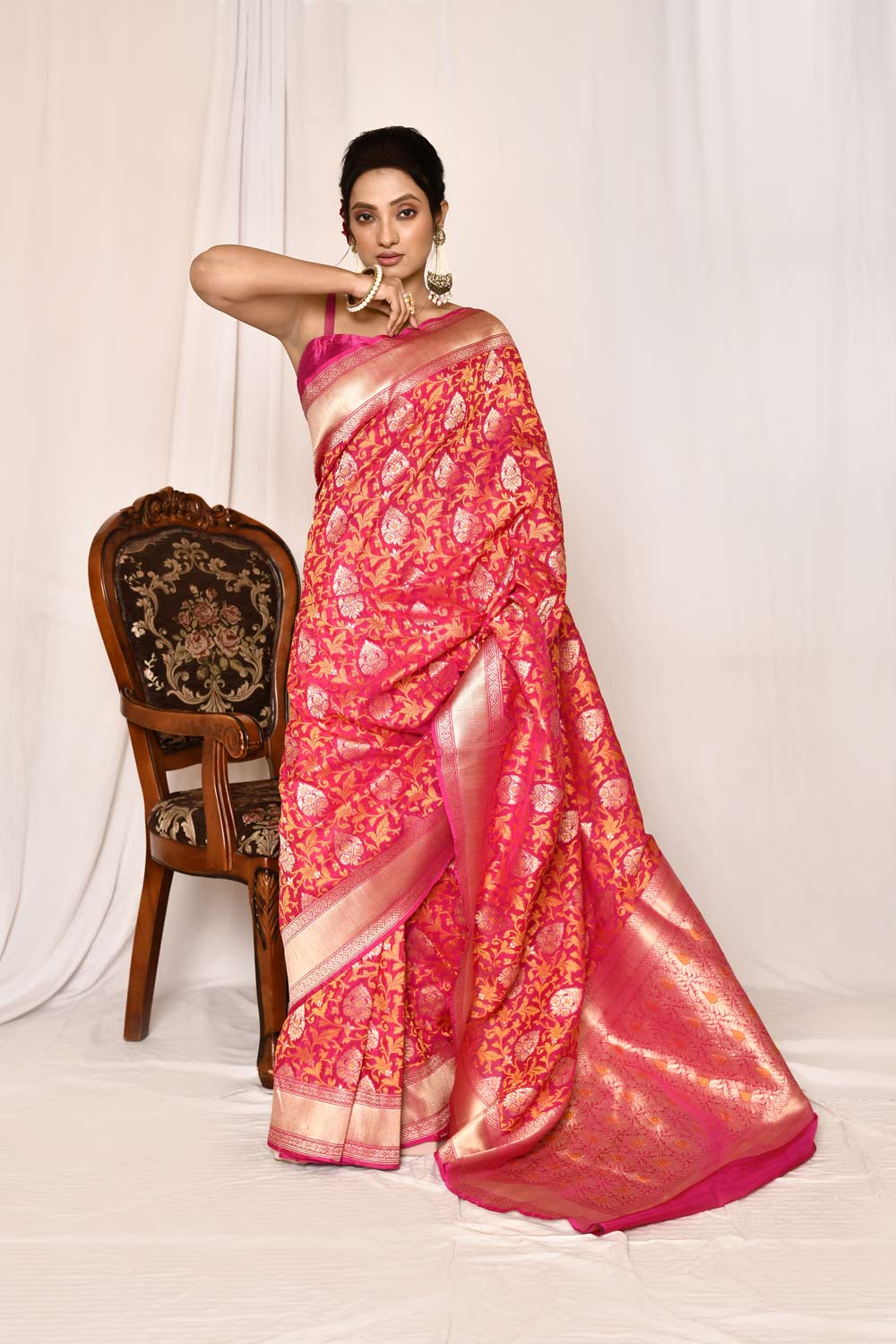 Bright Pink Pure Katan Georgette Silk Banarasi Handloom Saree Bright Pink Pure Katan Georgette Silk Banarasi Handloom Saree