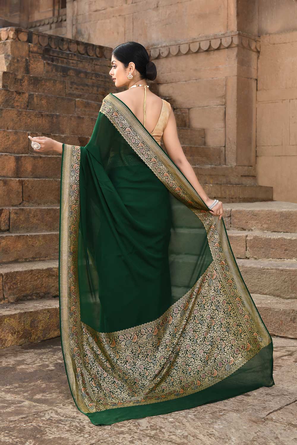 Bottle Green Pure Crepe Georgette Banarasi Handloom Saree Bottle Green Pure Crepe Georgette Banarasi Handloom Saree