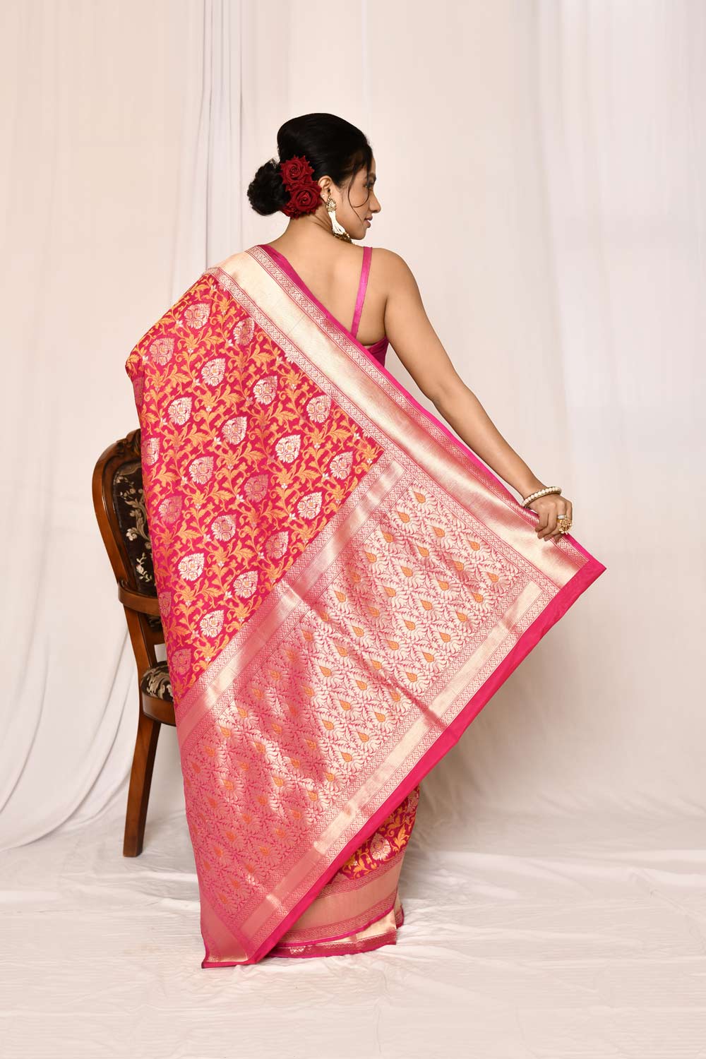 Bright Pink Pure Katan Georgette Silk Banarasi Handloom Saree Bright Pink Pure Katan Georgette Silk Banarasi Handloom Saree