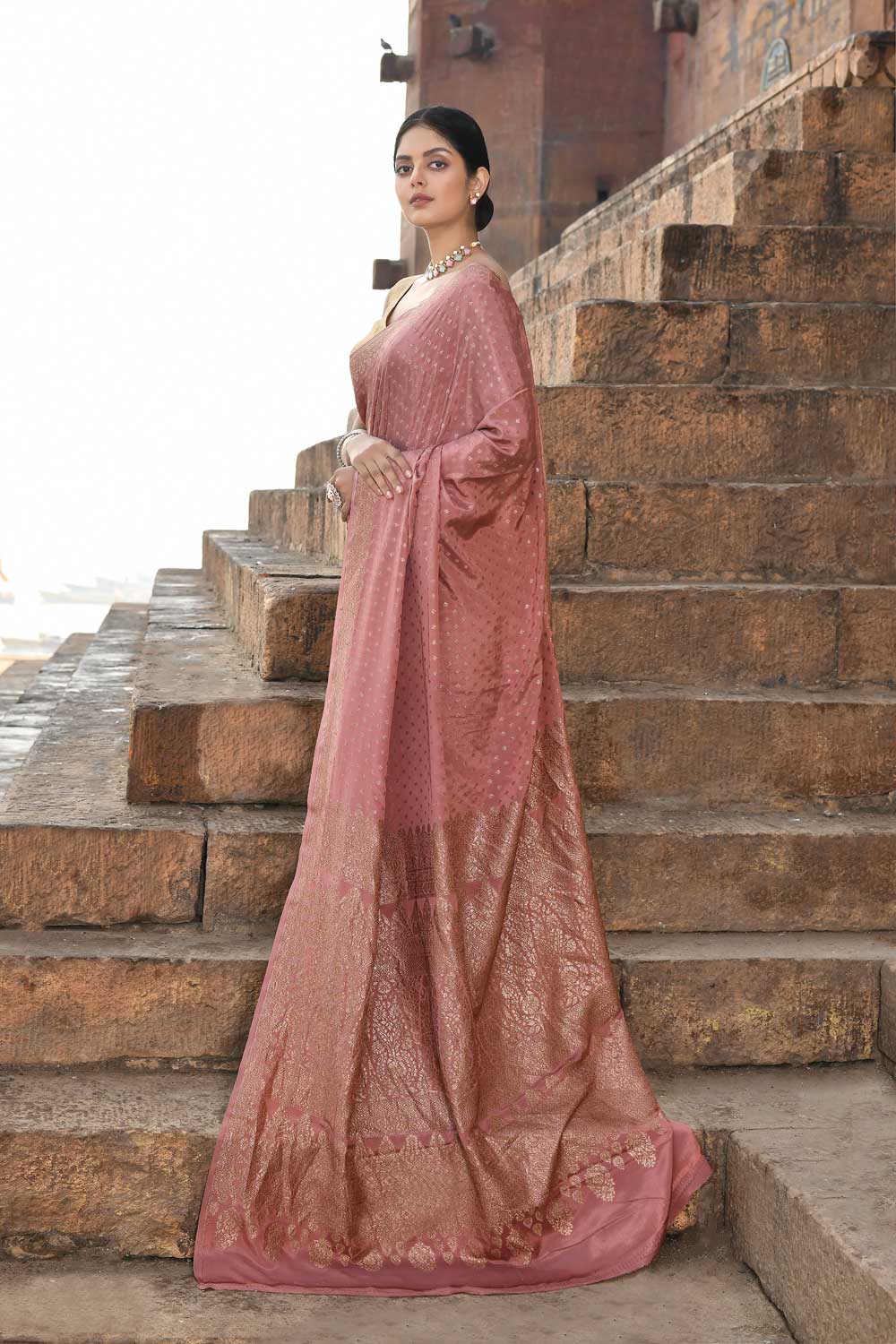 Old Rose Pink Pure Crepe Georgette Banarasi Handloom Silk Saree Old Rose Pink Pure Crepe Georgette Banarasi Handloom Silk Saree