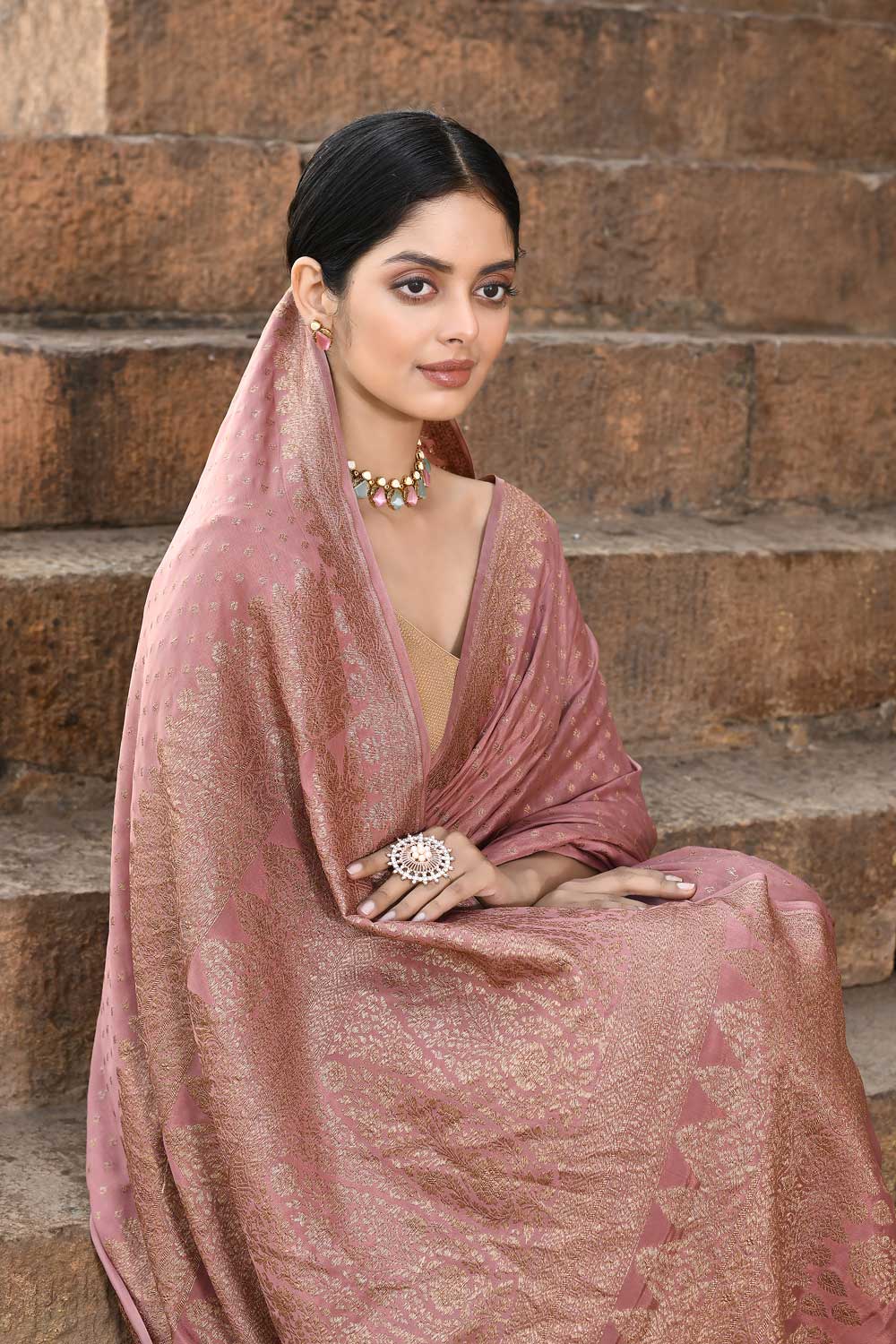 Old Rose Pink Pure Crepe Georgette Banarasi Handloom Silk Saree Old Rose Pink Pure Crepe Georgette Banarasi Handloom Silk Saree