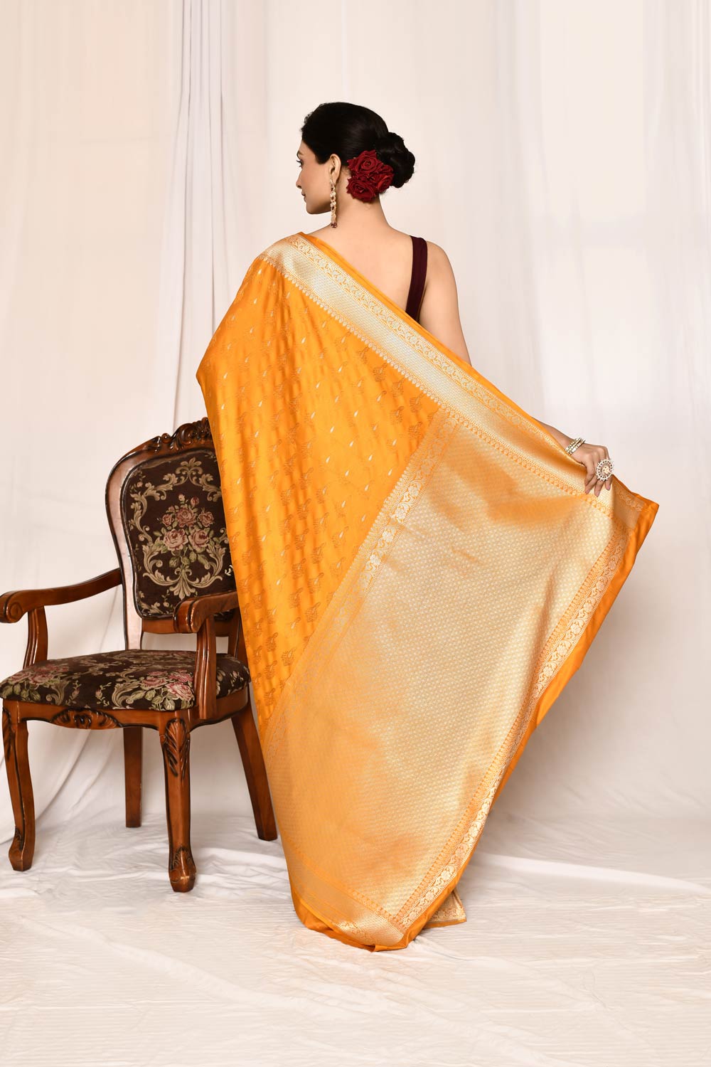 Yellow- Mustard Semi Katan Mushru Satin Banarasi Handloom Saree Yellow- Mustard Semi Katan Mushru Satin Banarasi Handloom Saree