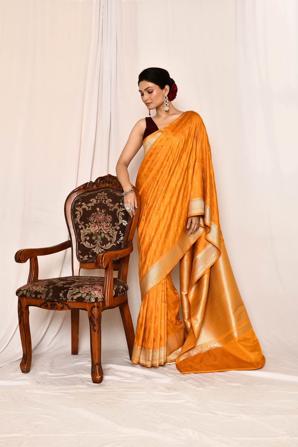 Yellow- Mustard Semi Katan Mushru Satin Banarasi Handloom Saree Yellow- Mustard Semi Katan Mushru Satin Banarasi Handloom Saree