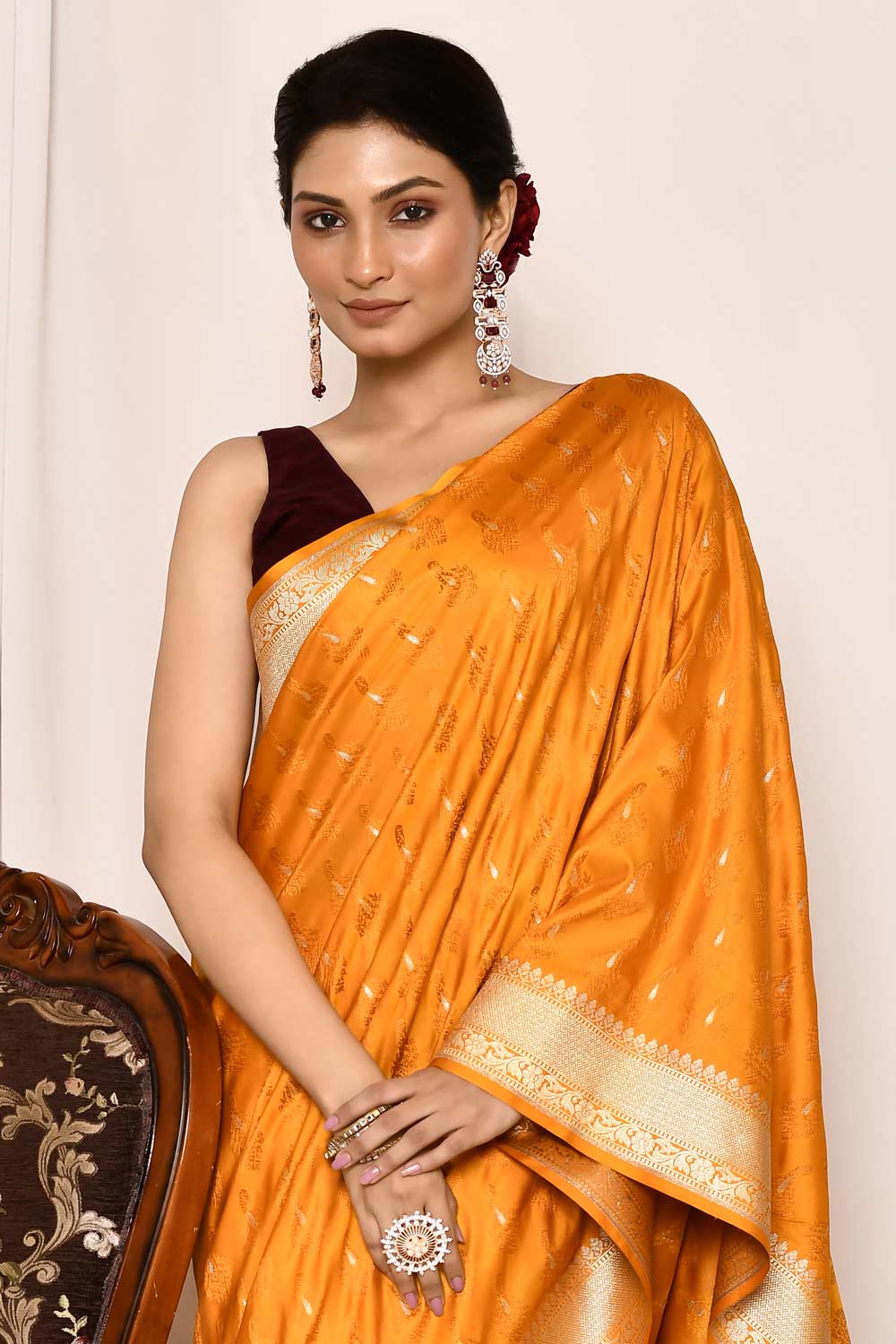 Yellow- Mustard Semi Katan Mushru Satin Banarasi Handloom Saree Yellow- Mustard Semi Katan Mushru Satin Banarasi Handloom Saree