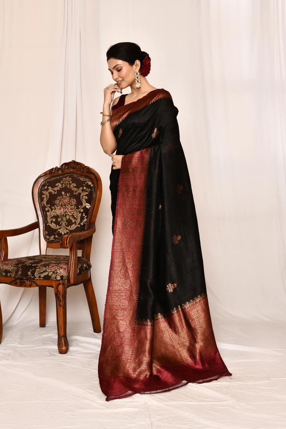 Black - Maroon Pure Tussar Silk Banarasi Handloom Silk Saree Black - Maroon Pure Tussar Silk Banarasi Handloom Silk Saree