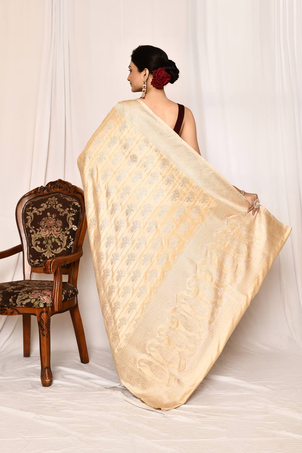 Beige -Tussar Mushru Satin Semi Katan Banarasi Handloom Silk Saree Beige -Tussar Mushru Satin Semi Katan Banarasi Handloom Silk Saree