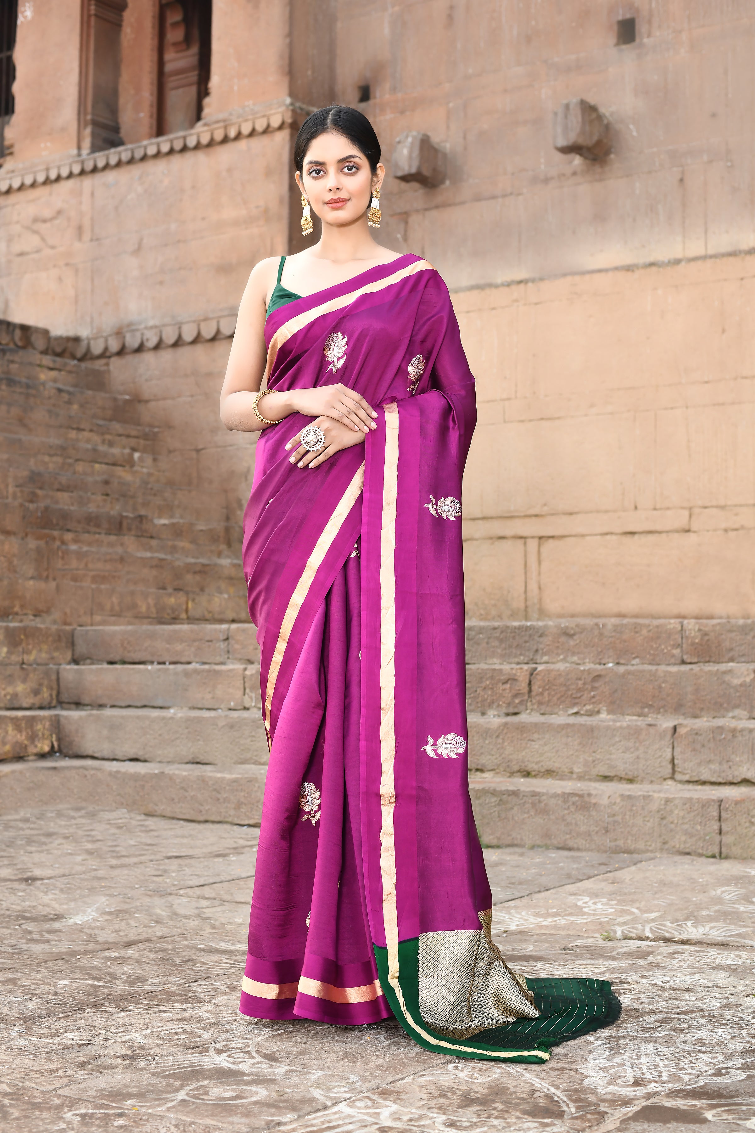 Magenta Pure Katan Silk Banarasi Handloom Saree with Contrast Palla in Green Magenta Pure Katan Silk Banarasi Handloom Saree with Contrast Palla in Green
