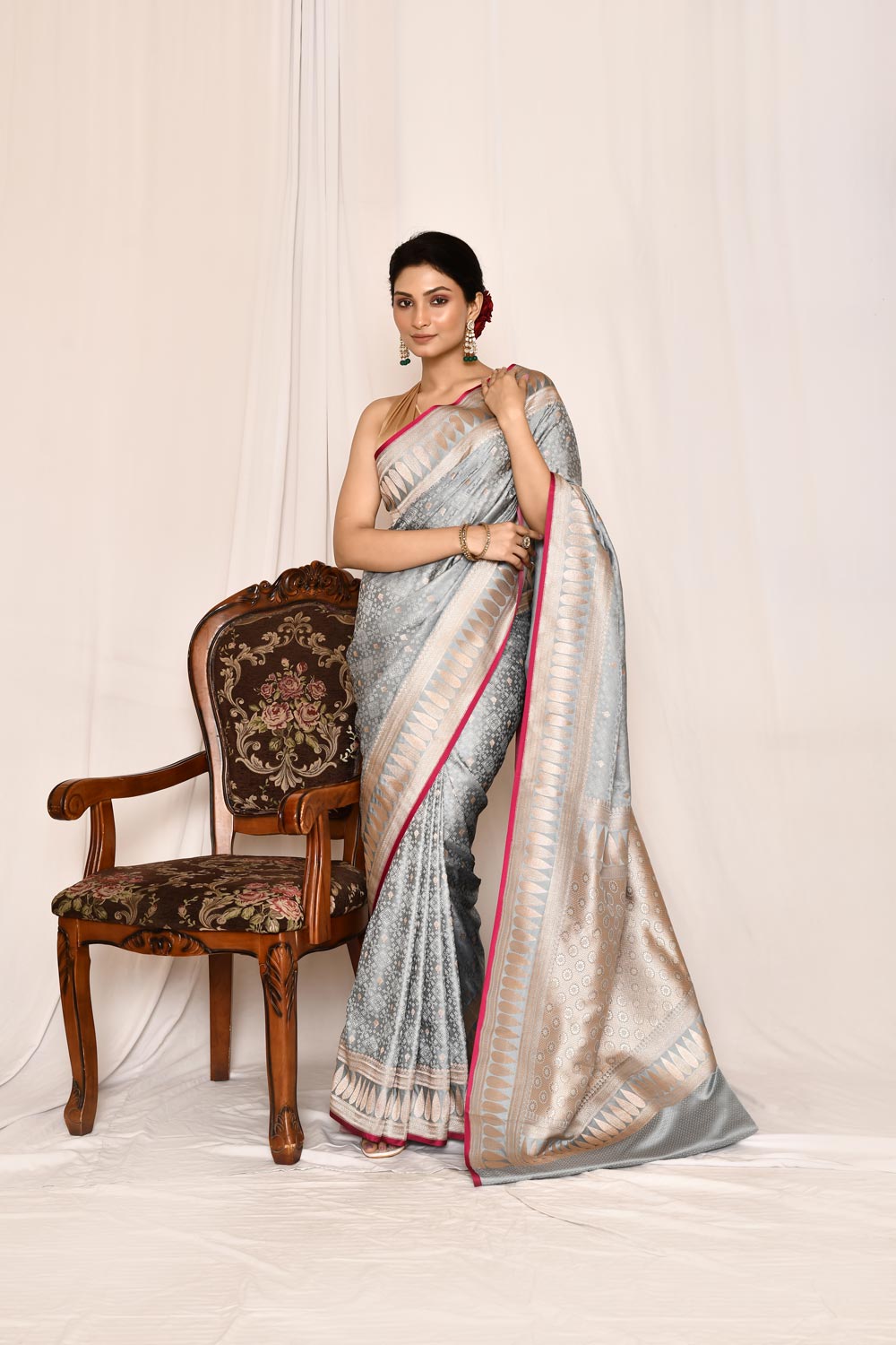 Ice Grey  Mushru Satin Semi Katan Banarasi Handloom Silk Saree Ice Grey  Mushru Satin Semi Katan Banarasi Handloom Silk Saree