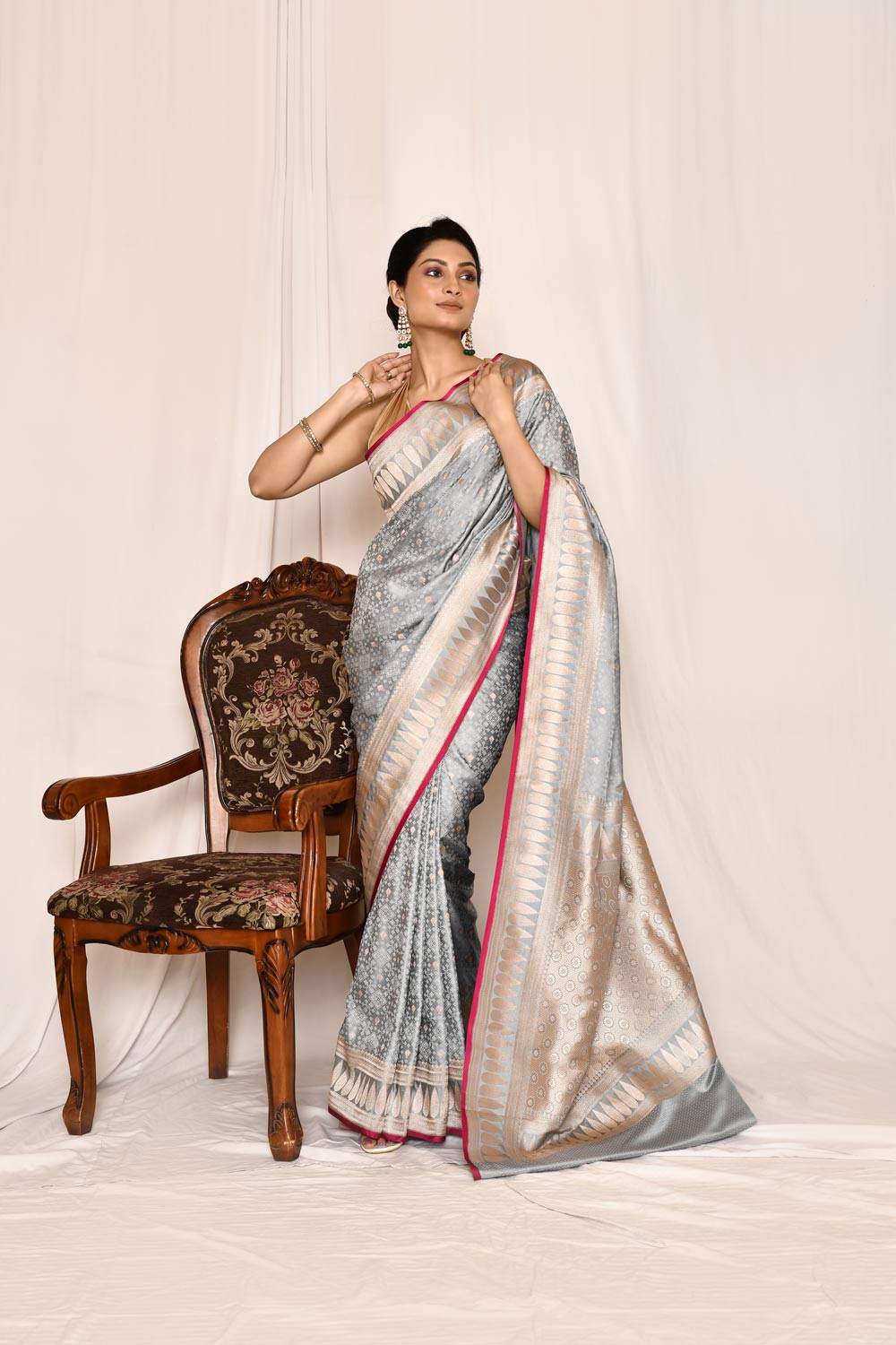 Ice Grey  Mushru Satin Semi Katan Banarasi Handloom Silk Saree Ice Grey  Mushru Satin Semi Katan Banarasi Handloom Silk Saree