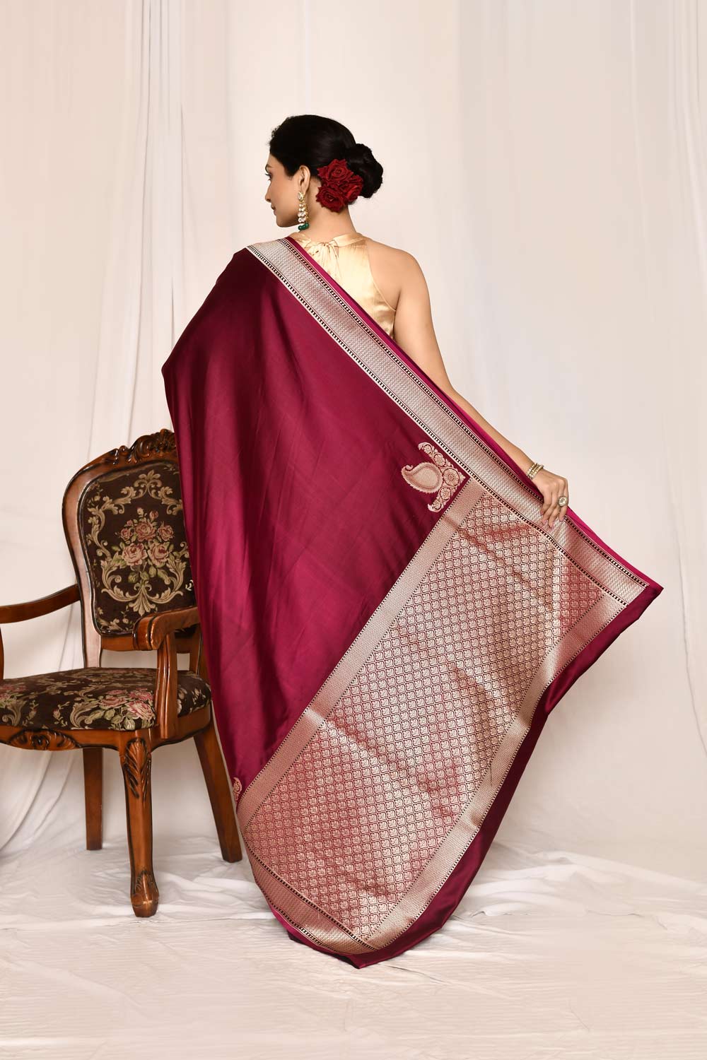 Magenta Purple Semi Katan Silk Mushru Satin Banarasi Handloom Saree Magenta Purple Semi Katan Silk Mushru Satin Banarasi Handloom Saree