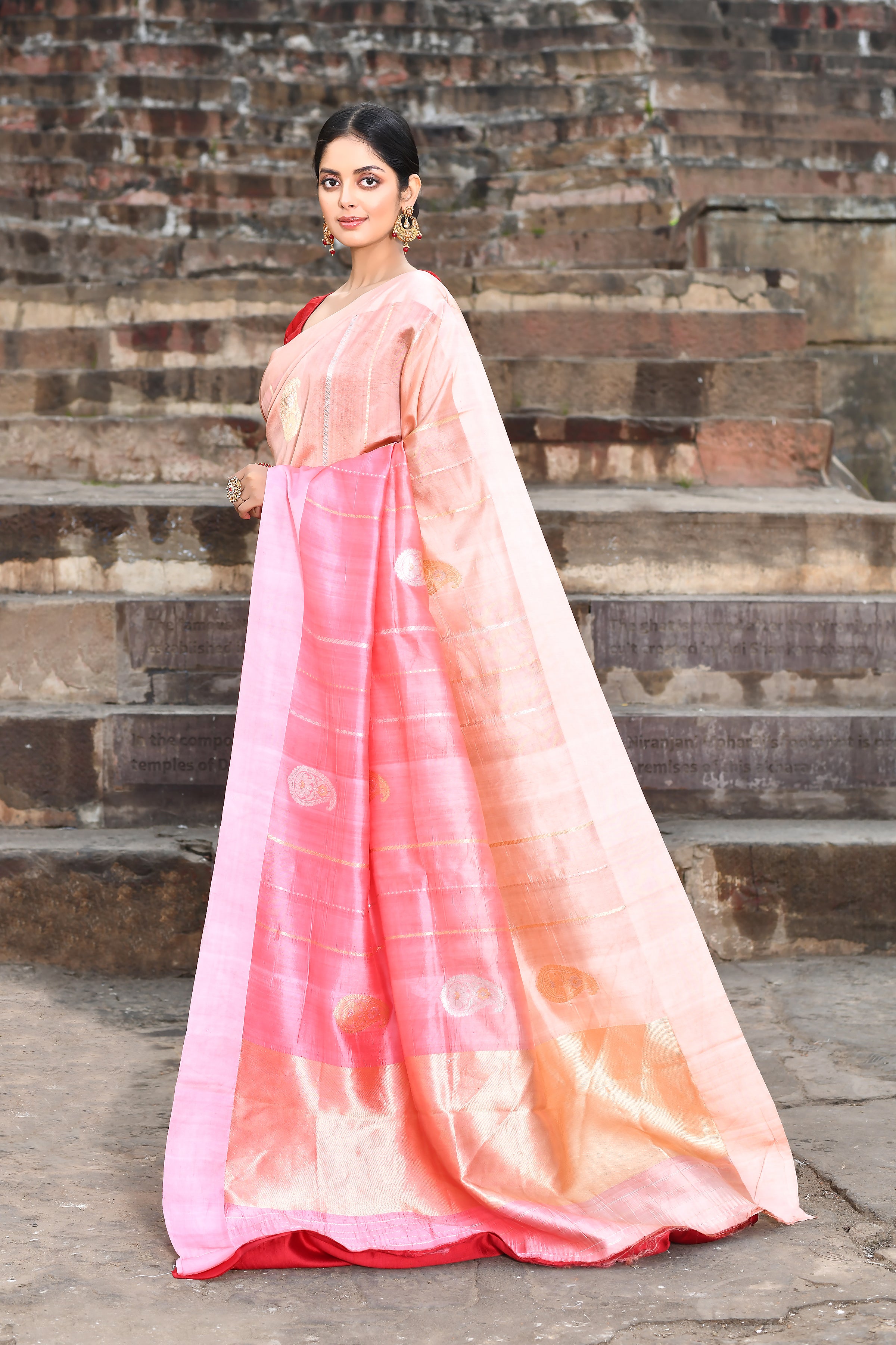 Peach - pink ombre pure katan silk banarasi handloom saree Peach - pink ombre pure katan silk banarasi handloom saree