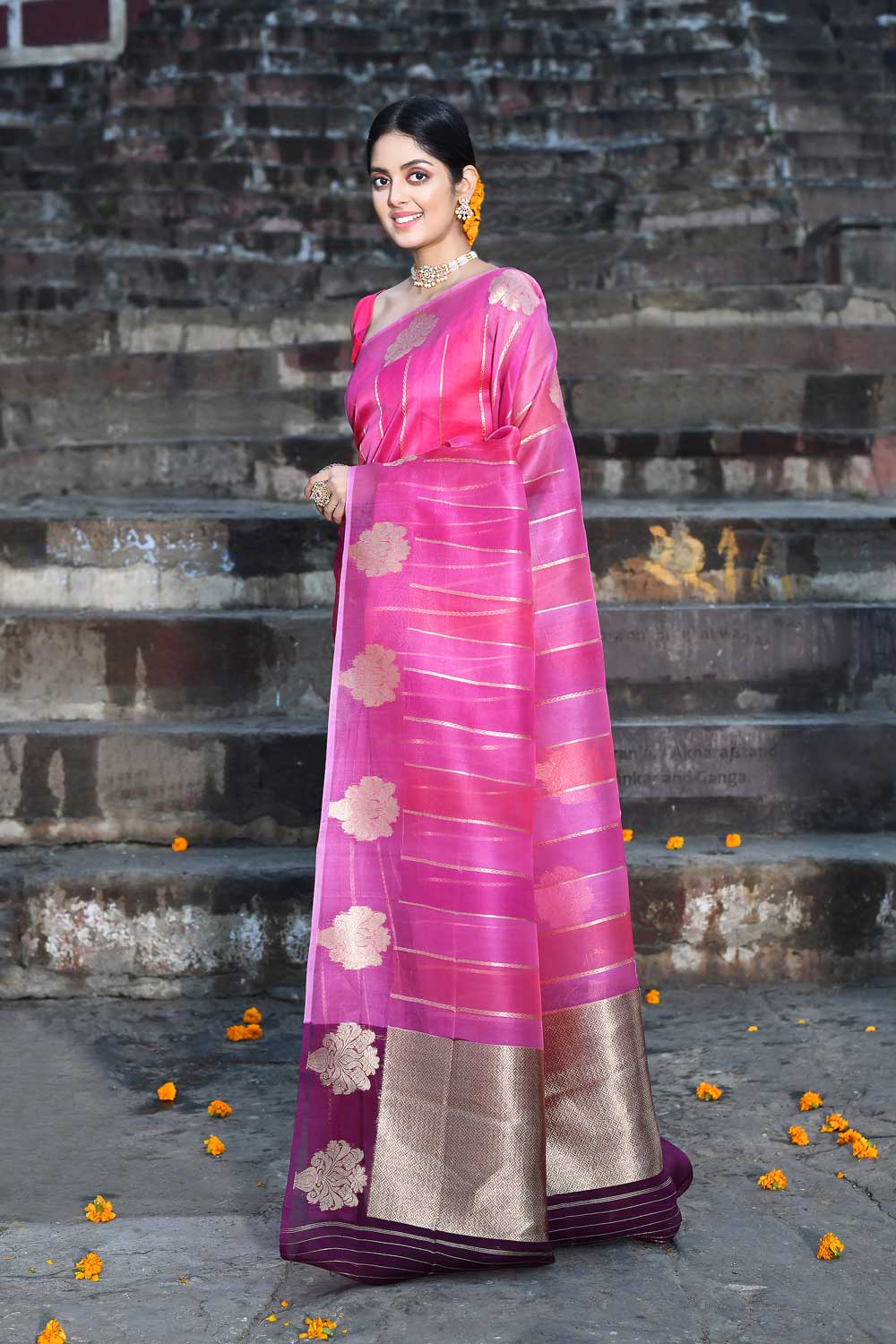 Rangakt Pure Kora Organza Banarasi Handloom Silk Saree With Contrast Palla In Wine Rangakt Pure Kora Organza Banarasi Handloom Silk Saree With Contrast Palla In Wine