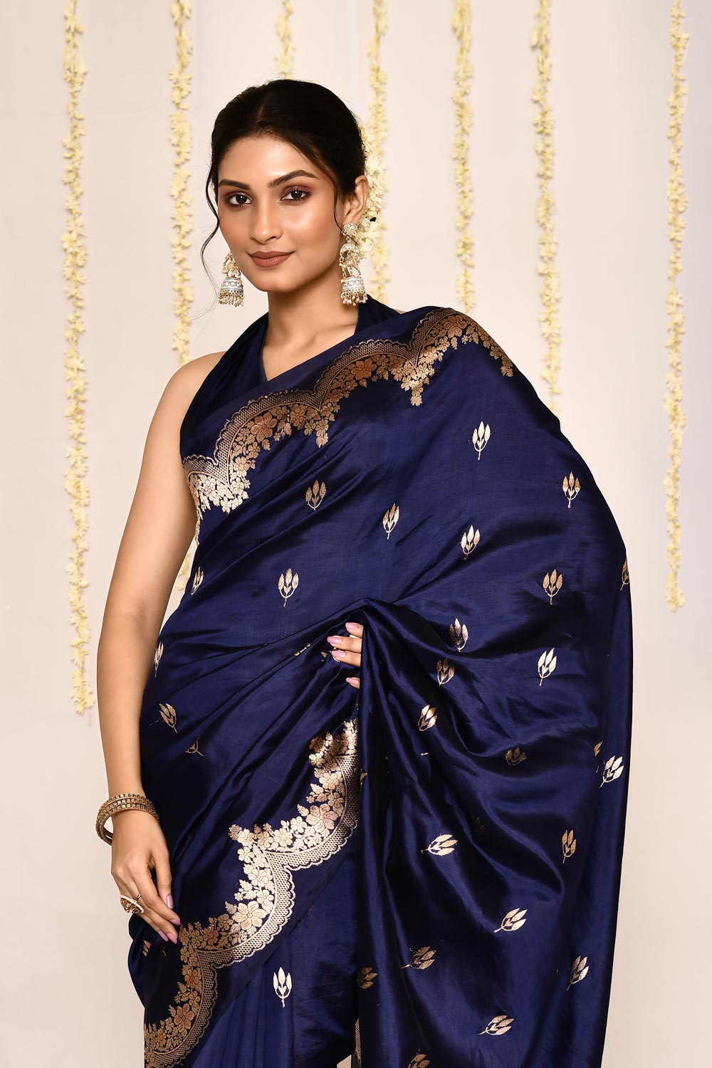 Blue -Pure Katan Silk Banarasi Handloom Silk Saree Blue -Pure Katan Silk Banarasi Handloom Silk Saree