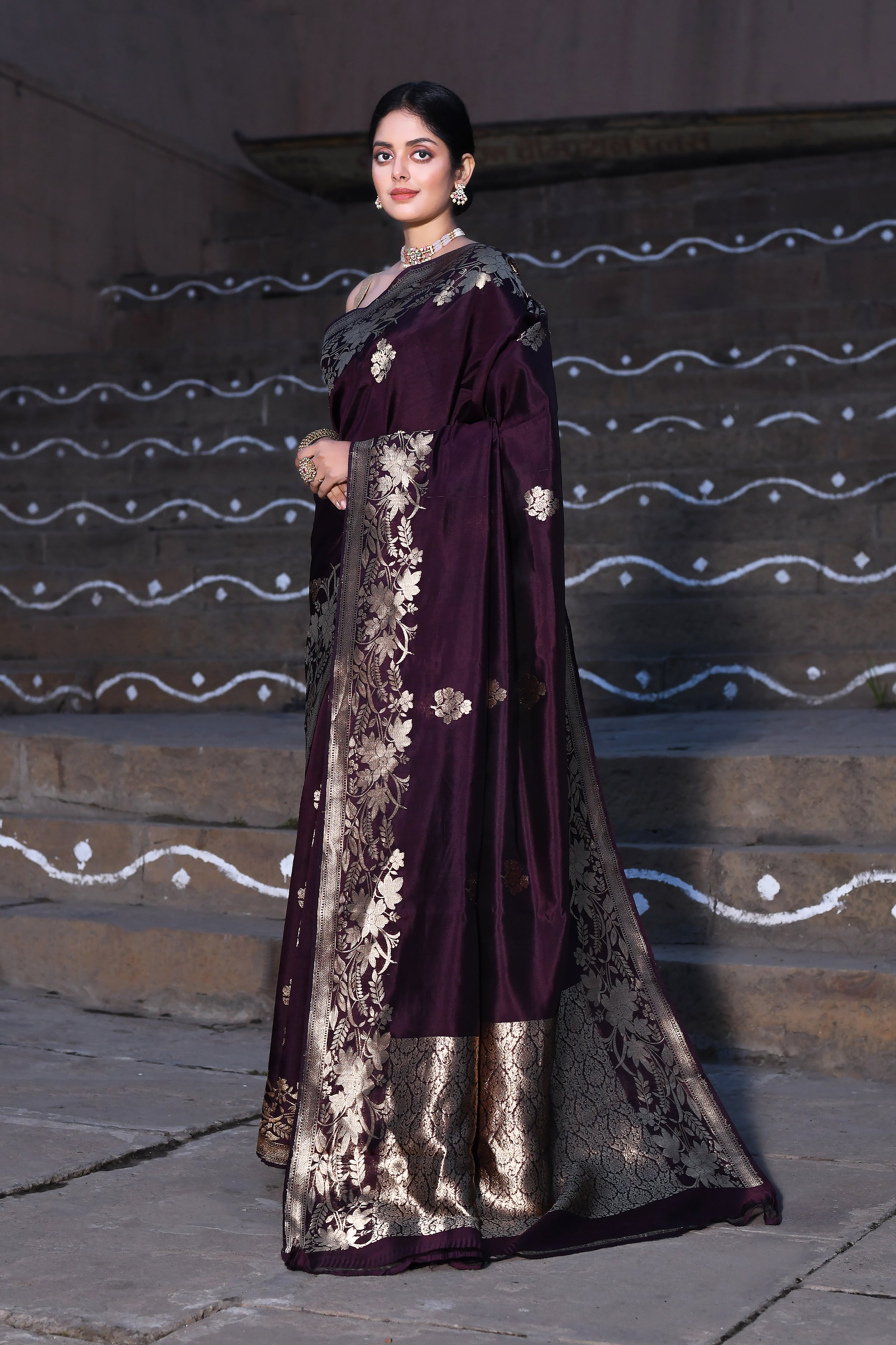 Chocolate Wine Pure Katan Silk Banarasi Handloom Saree Chocolate Wine Pure Katan Silk Banarasi Handloom Saree