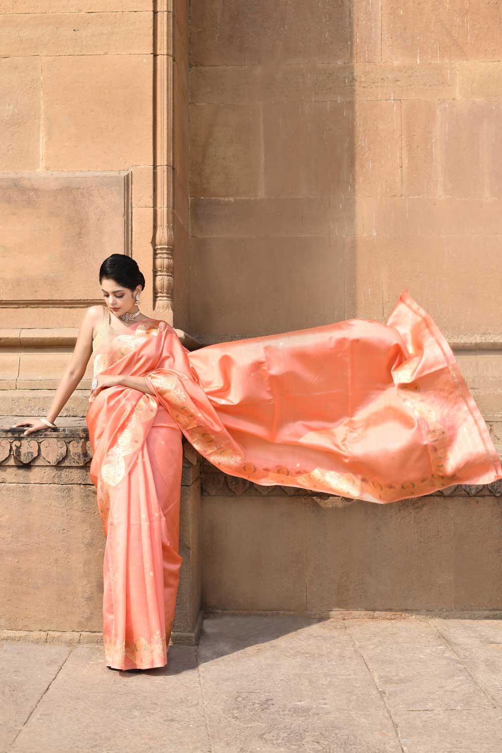 Peach Pure Katan Silk Banarasi Handloom Saree With Scalloped Meenakari Border Peach Pure Katan Silk Banarasi Handloom Saree With Scalloped Meenakari Border