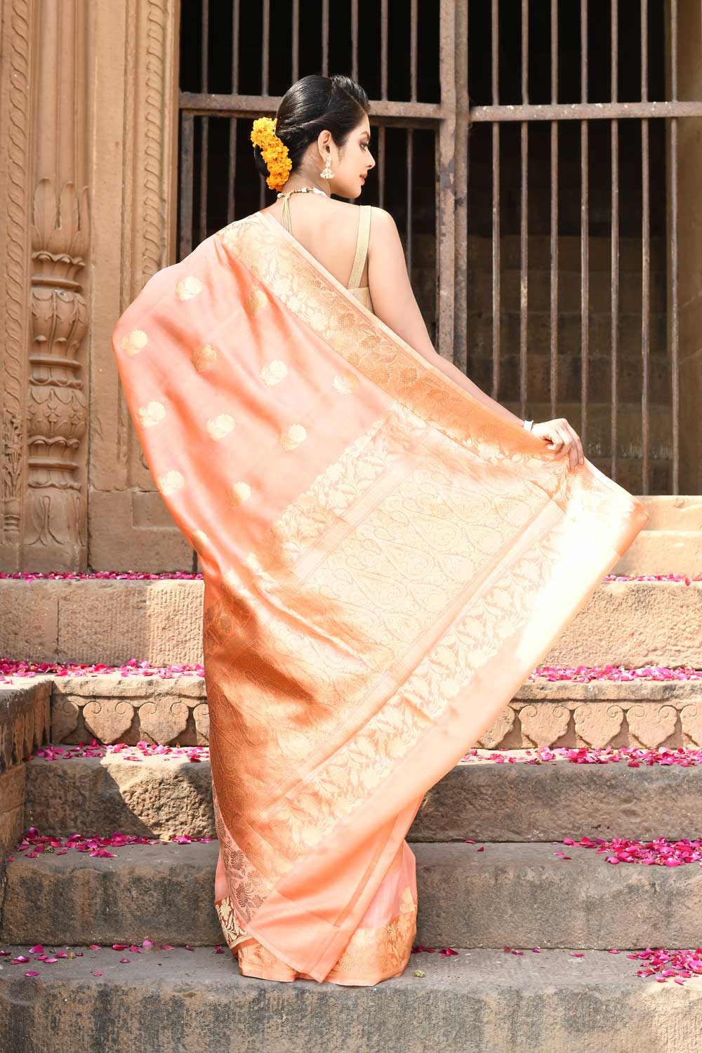 banarasi Saree With Kadhua Boota With Blouse banarasi Saree With Kadhua Boota With Blouse